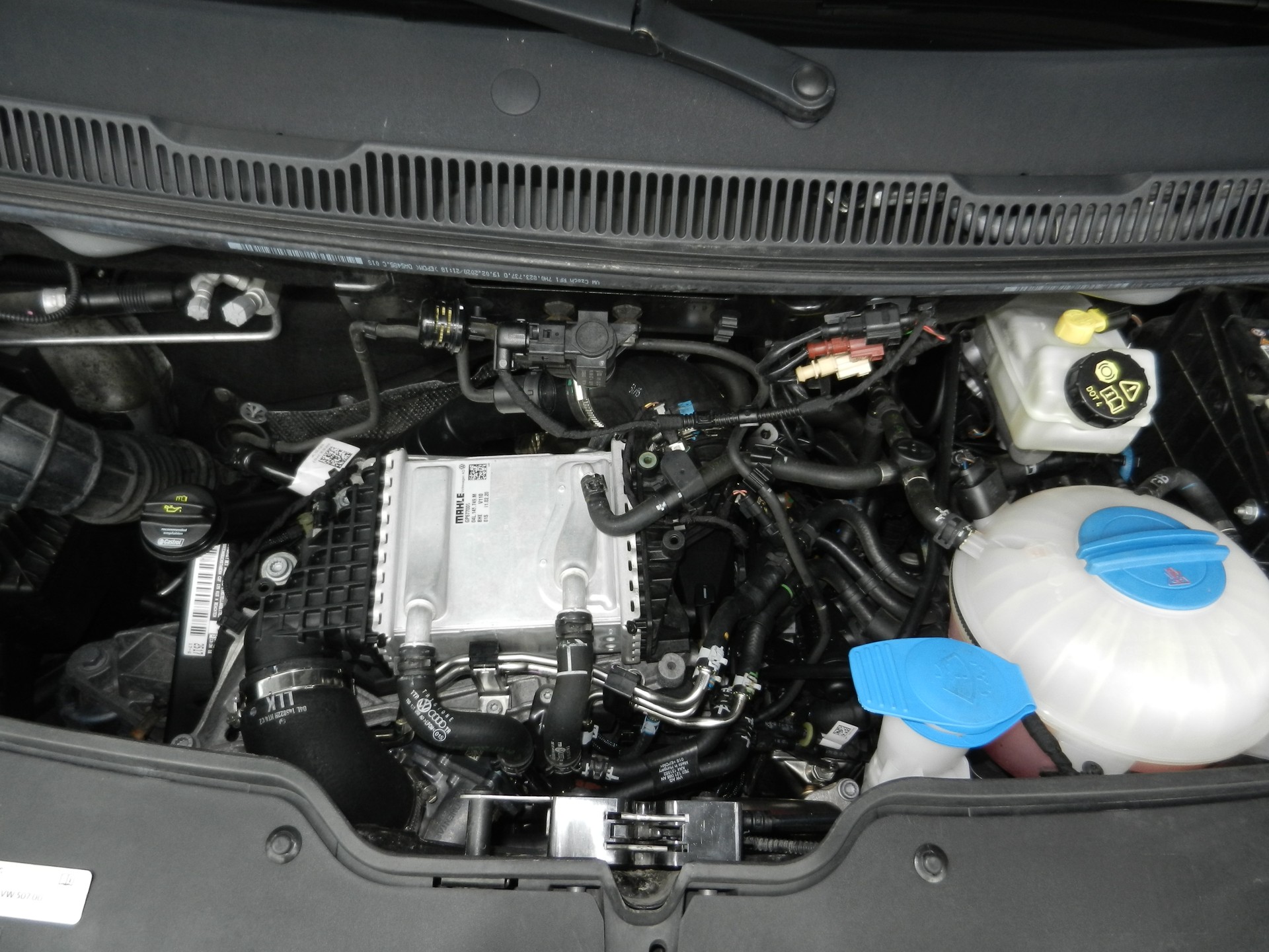 VW T6.1 Multivan 2.0 TDI Comfortline 4Motion DSG-image-13