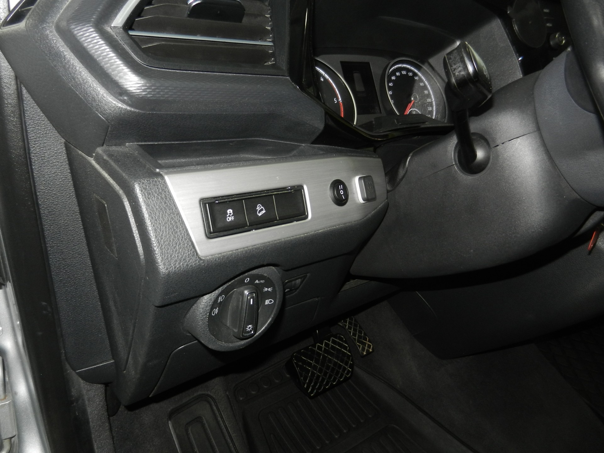 VW T6.1 Multivan 2.0 TDI Comfortline 4Motion DSG-image-11