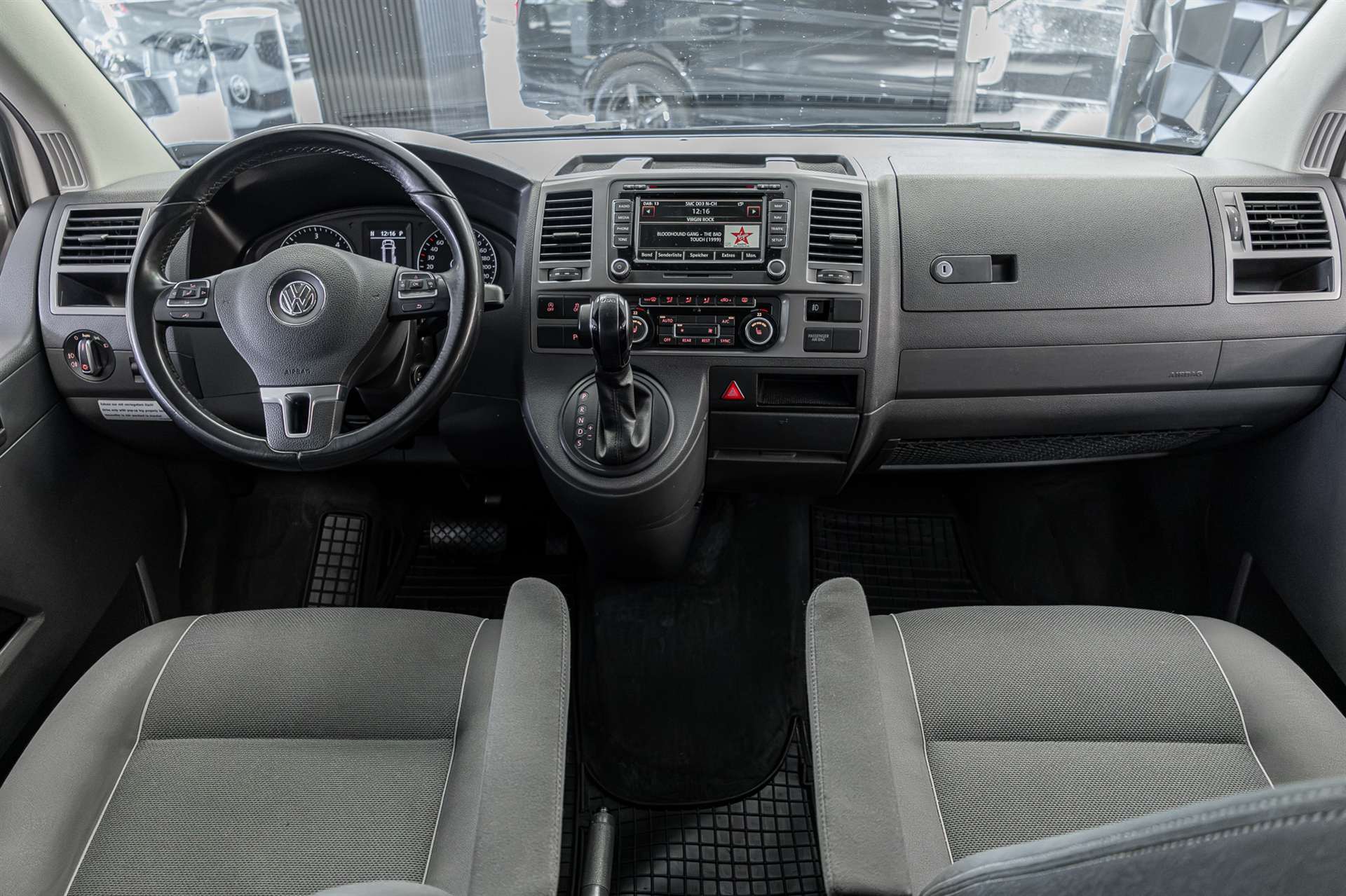 VW T5 California 2.0 Bi-TDI Beach Edition 4Motion DSG-image-4