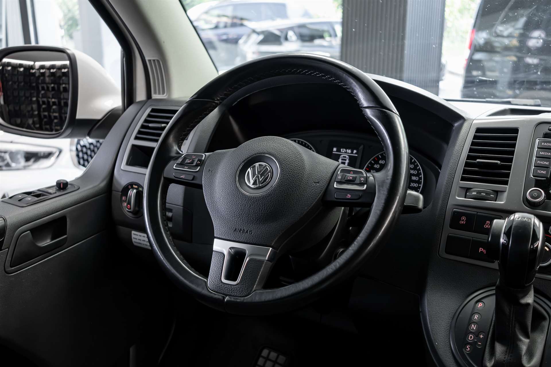 VW T5 California 2.0 Bi-TDI Beach Edition 4Motion DSG-image-5