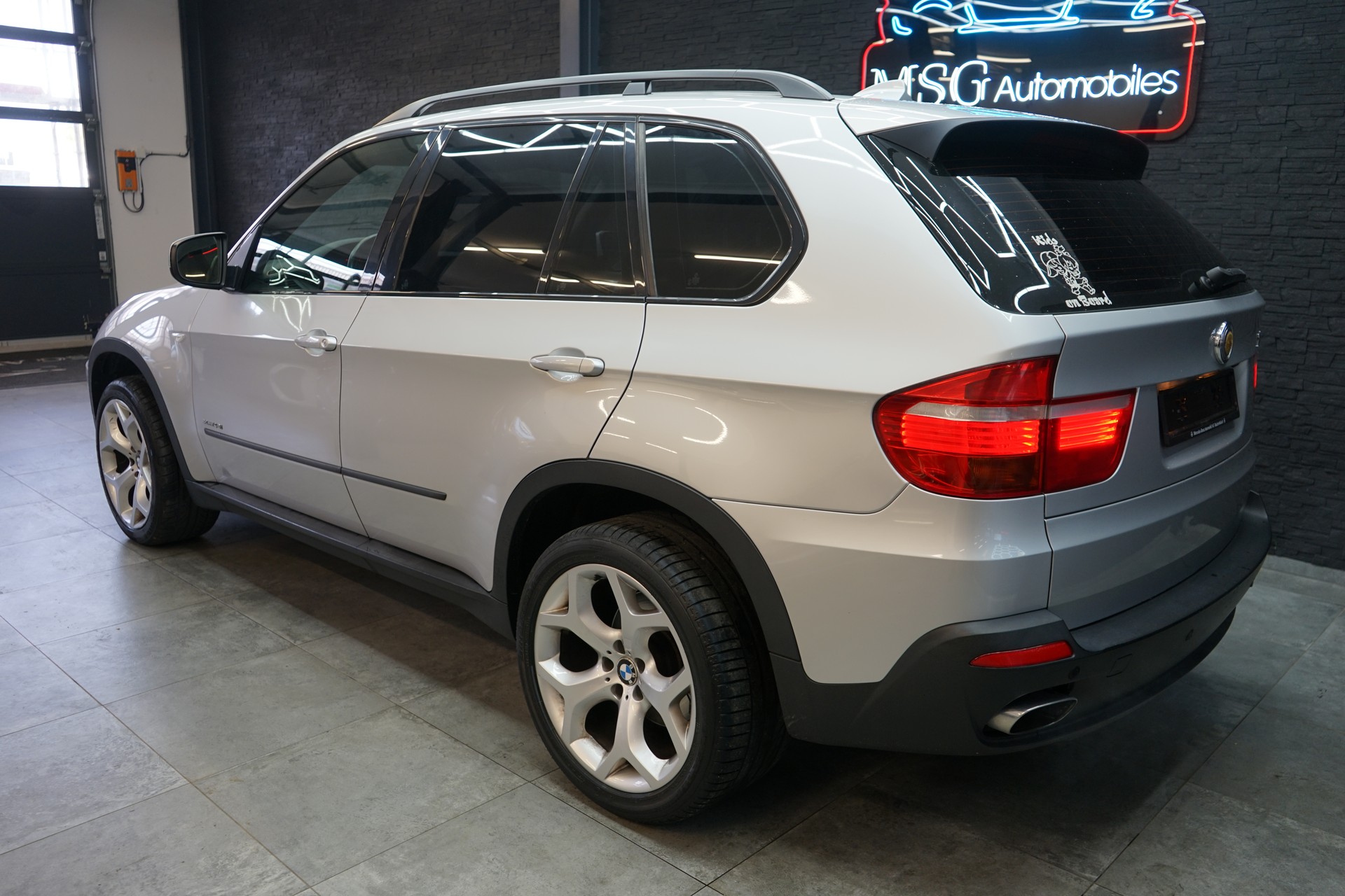 BMW X5 xDrive 48i (4.8i) Steptronic-image-2
