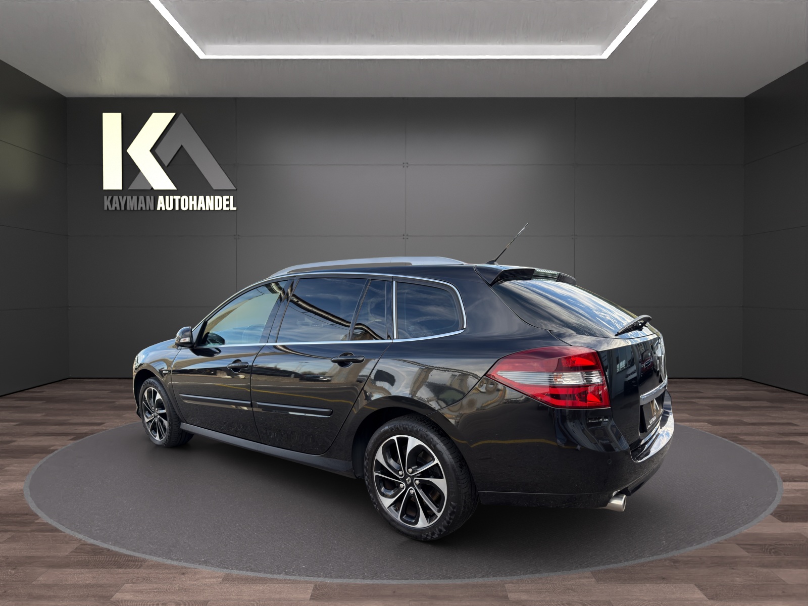 RENAULT Laguna Grandtour 1.5 dCi Bose Edition - AUTOMATIK | DIESEL | AB MFK | GARANTIE-image-3