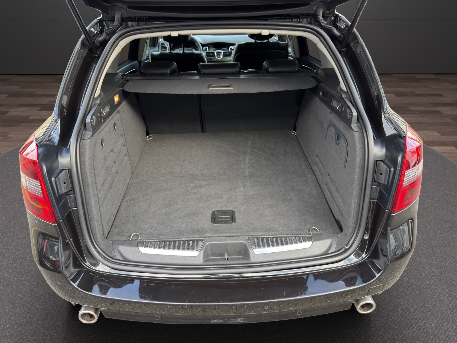 RENAULT Laguna Grandtour 1.5 dCi Bose Edition - AUTOMATIK | DIESEL | AB MFK | GARANTIE-image-6