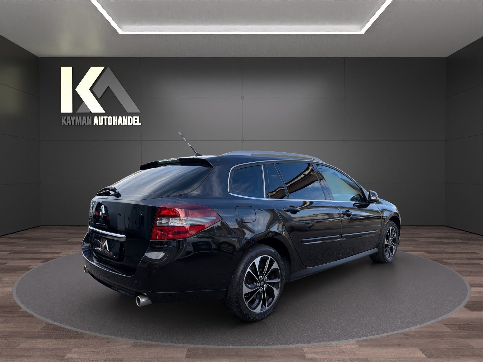 RENAULT Laguna Grandtour 1.5 dCi Bose Edition - AUTOMATIK | DIESEL | AB MFK | GARANTIE-image-4