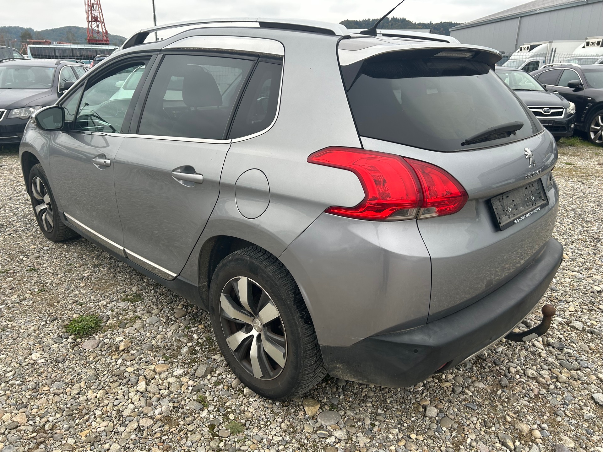 PEUGEOT 2008 1.2 PureTech Féline-image-5
