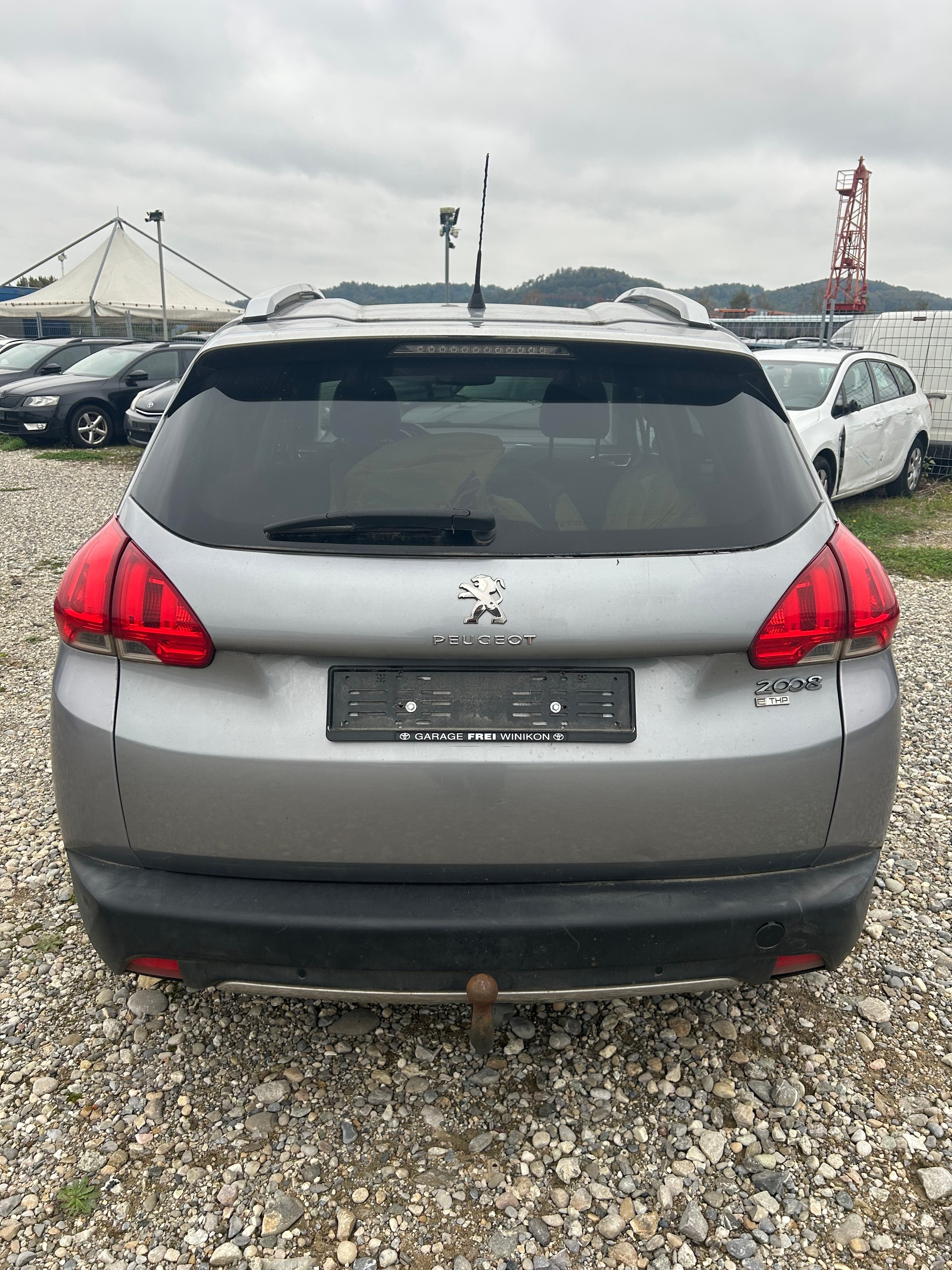 PEUGEOT 2008 1.2 PureTech Féline-image-4
