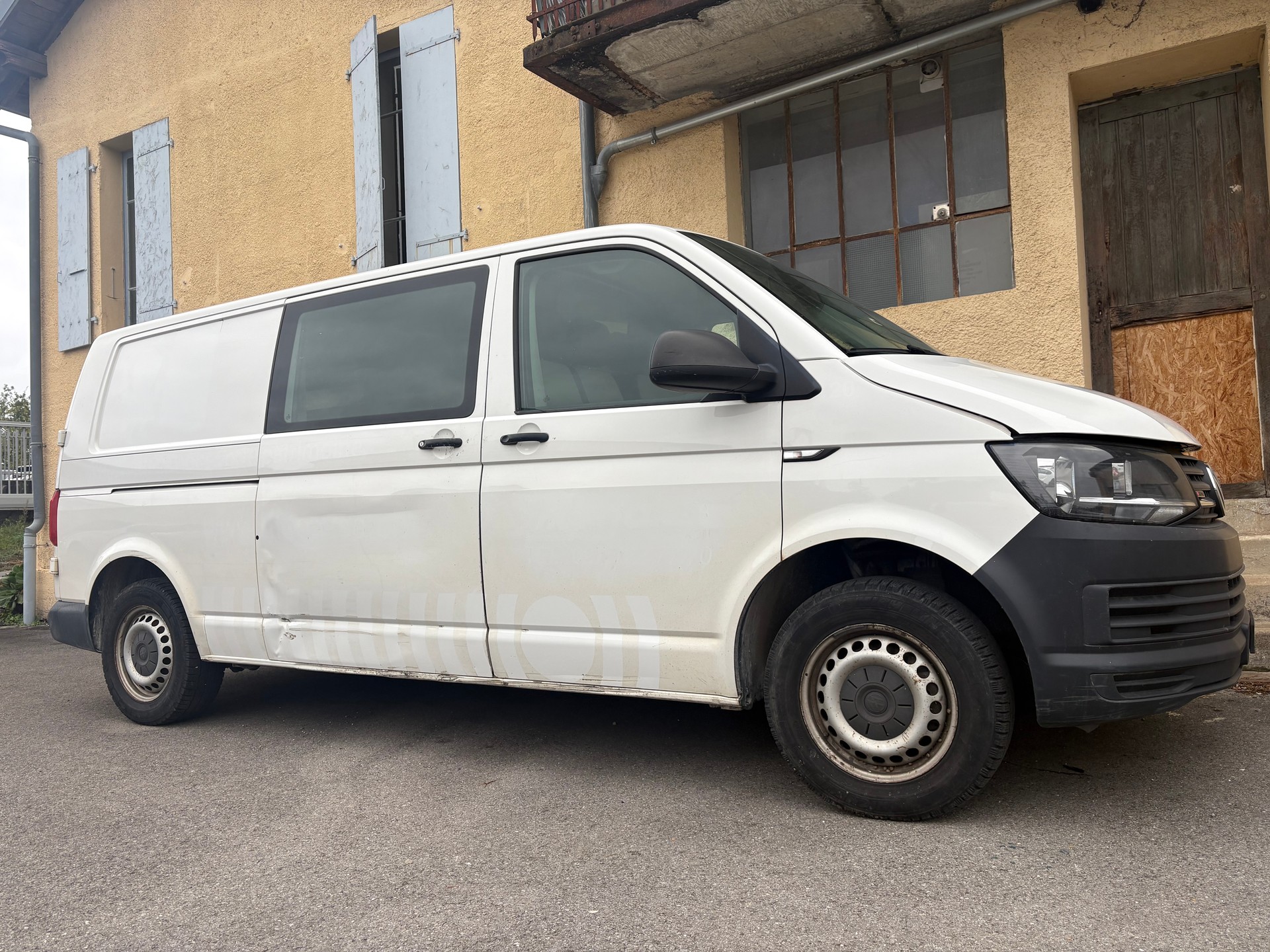 VW T6 2.0 TDI 4Motion-image-1