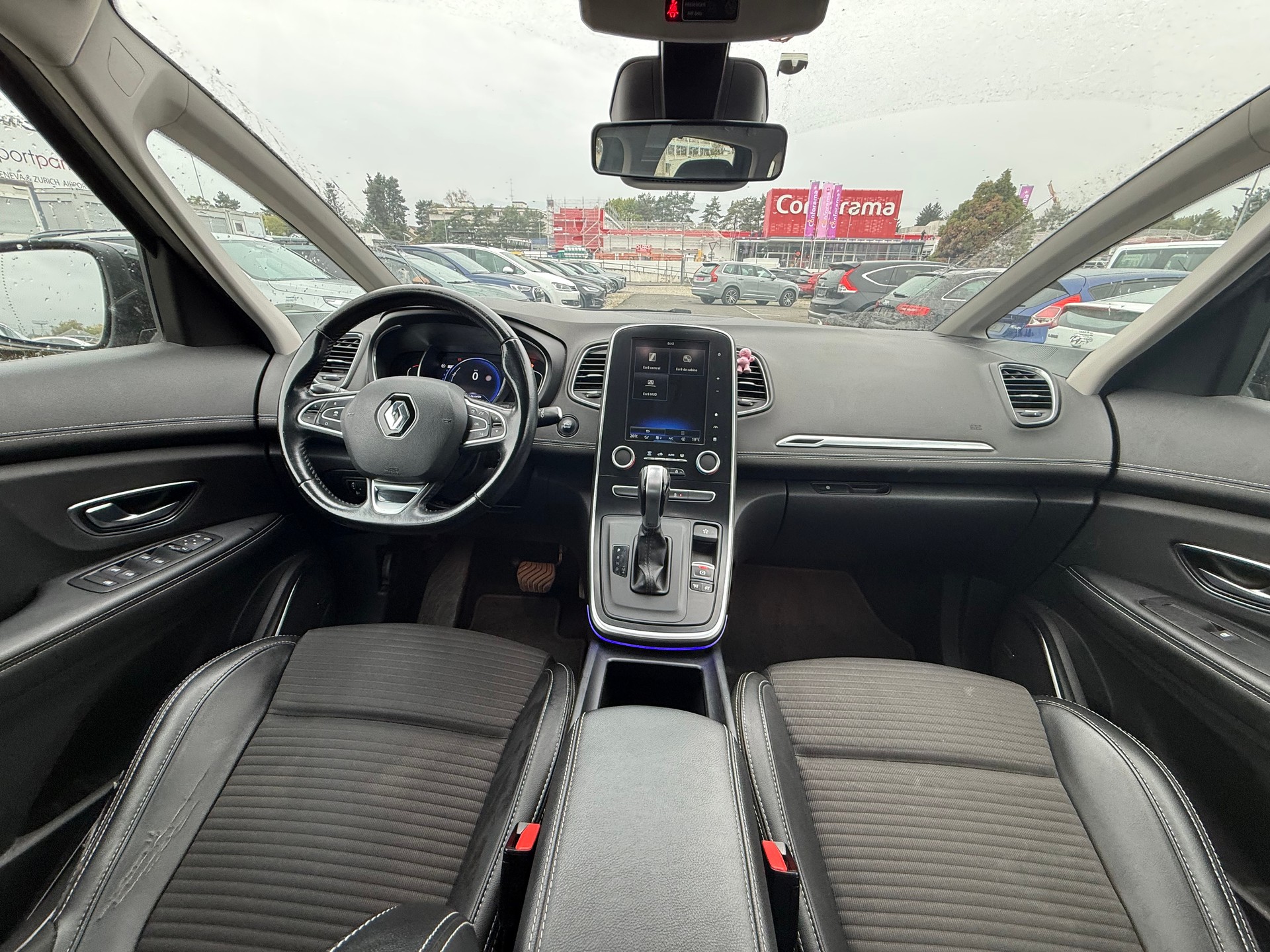RENAULT Scénic 1.5 dCi Bose EDC-image-10