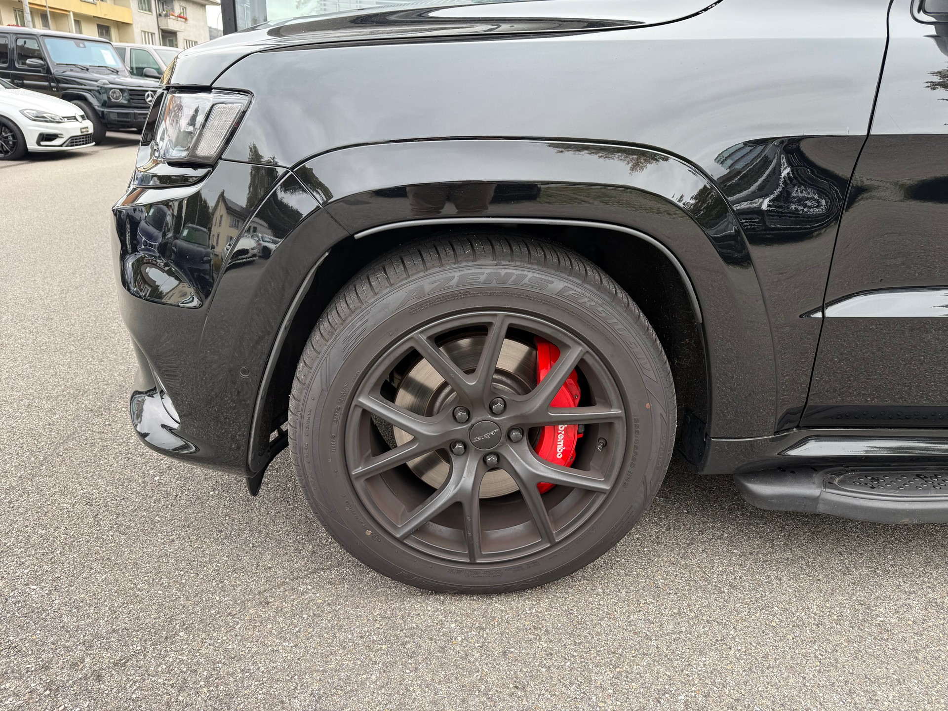 JEEP Grand Cherokee 6.4 V8 HEMI SRT8 Automatic-image-3