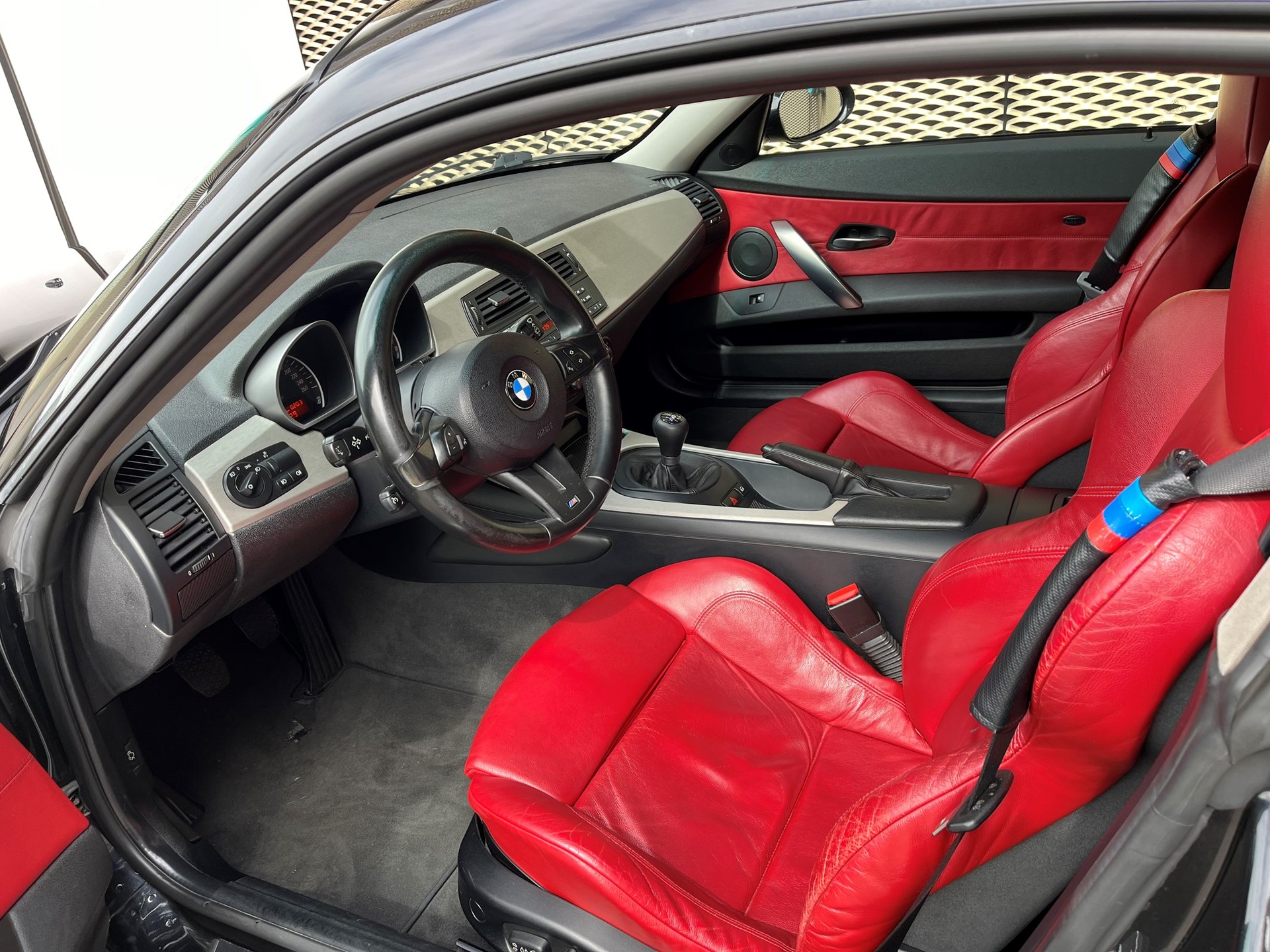 BMW Z4 Coupé 3.0si-image-5
