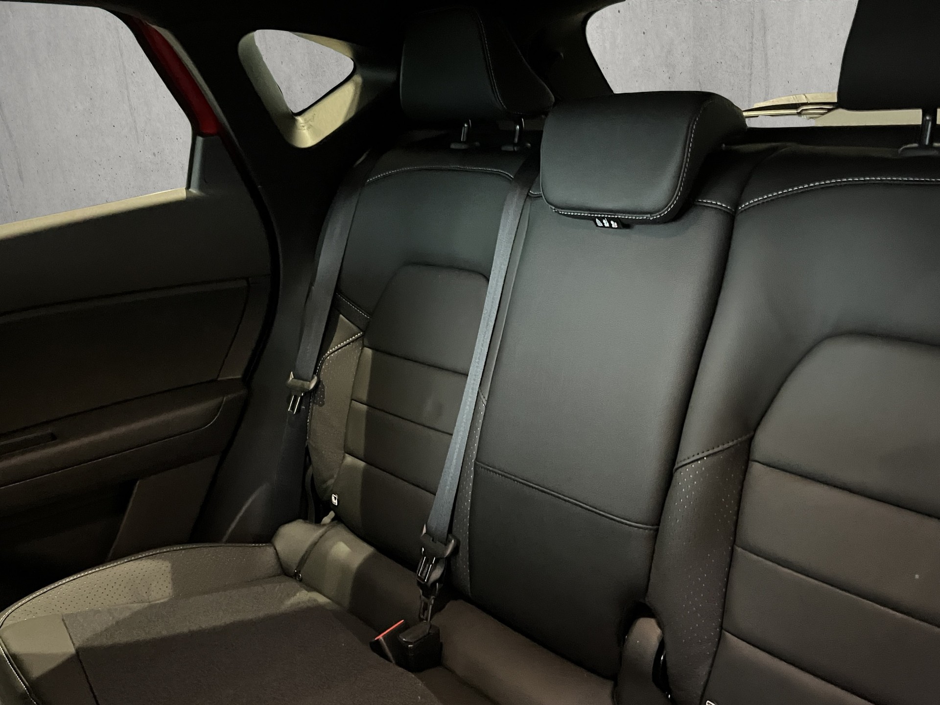 MITSUBISHI ASX 1.6 HEV Instyle 145-image-11