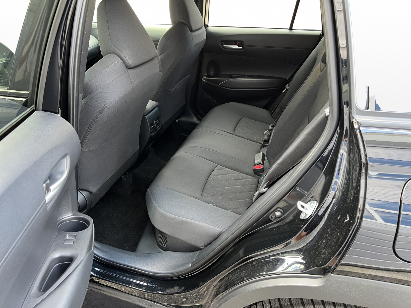 TOYOTA Corolla Cross 2.0 4WD Comfort e-CVT-image-14