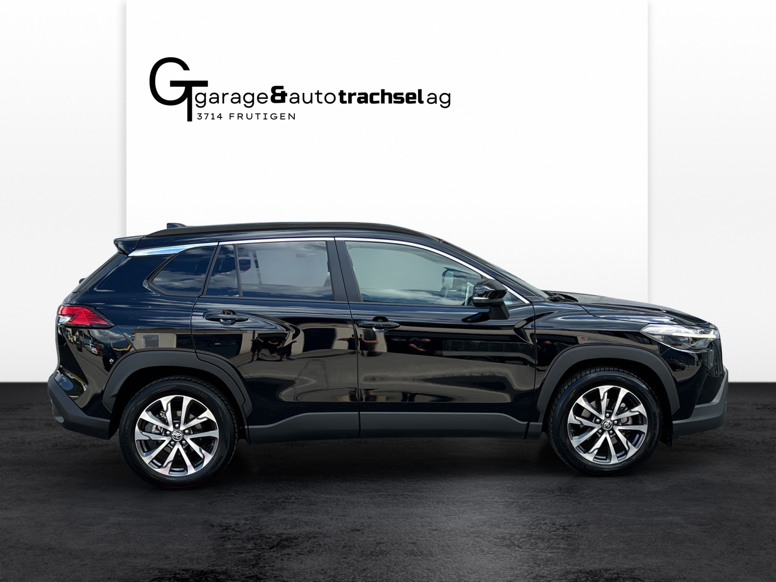 TOYOTA Corolla Cross 2.0 4WD Comfort e-CVT-image-5