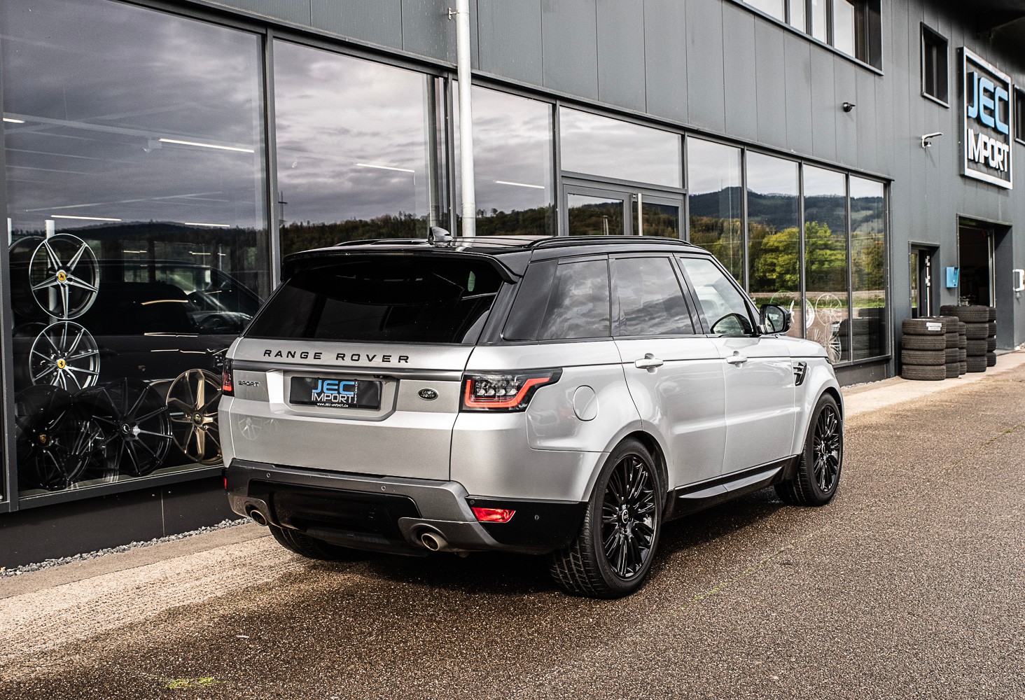 LAND ROVER RR Sport 2.0 Si4 HSE-image-3