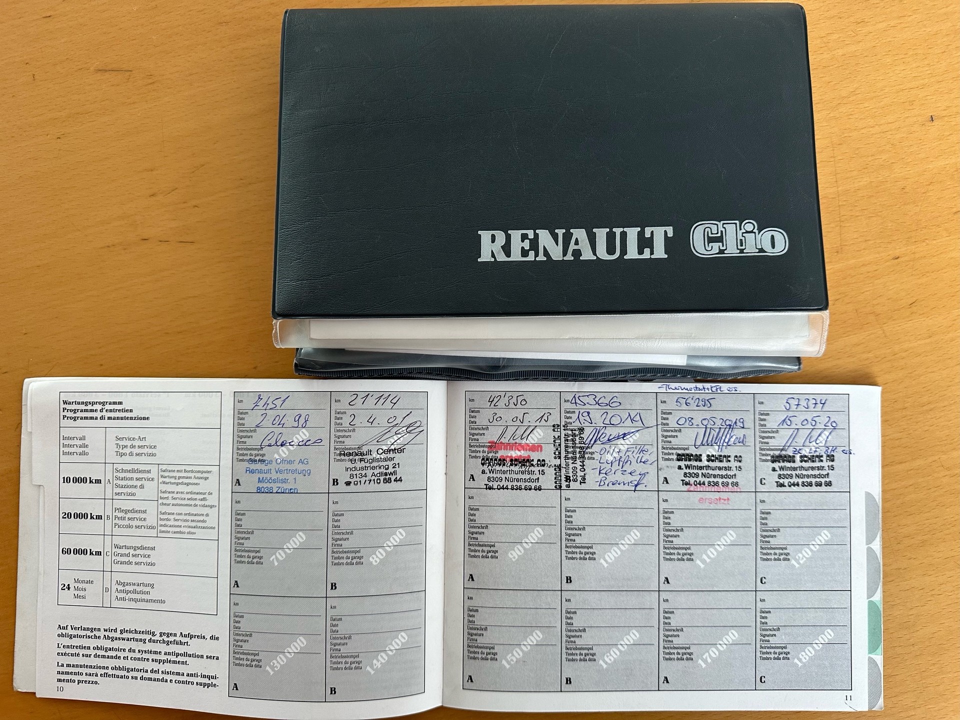 RENAULT Clio 1.8 16V-image-17