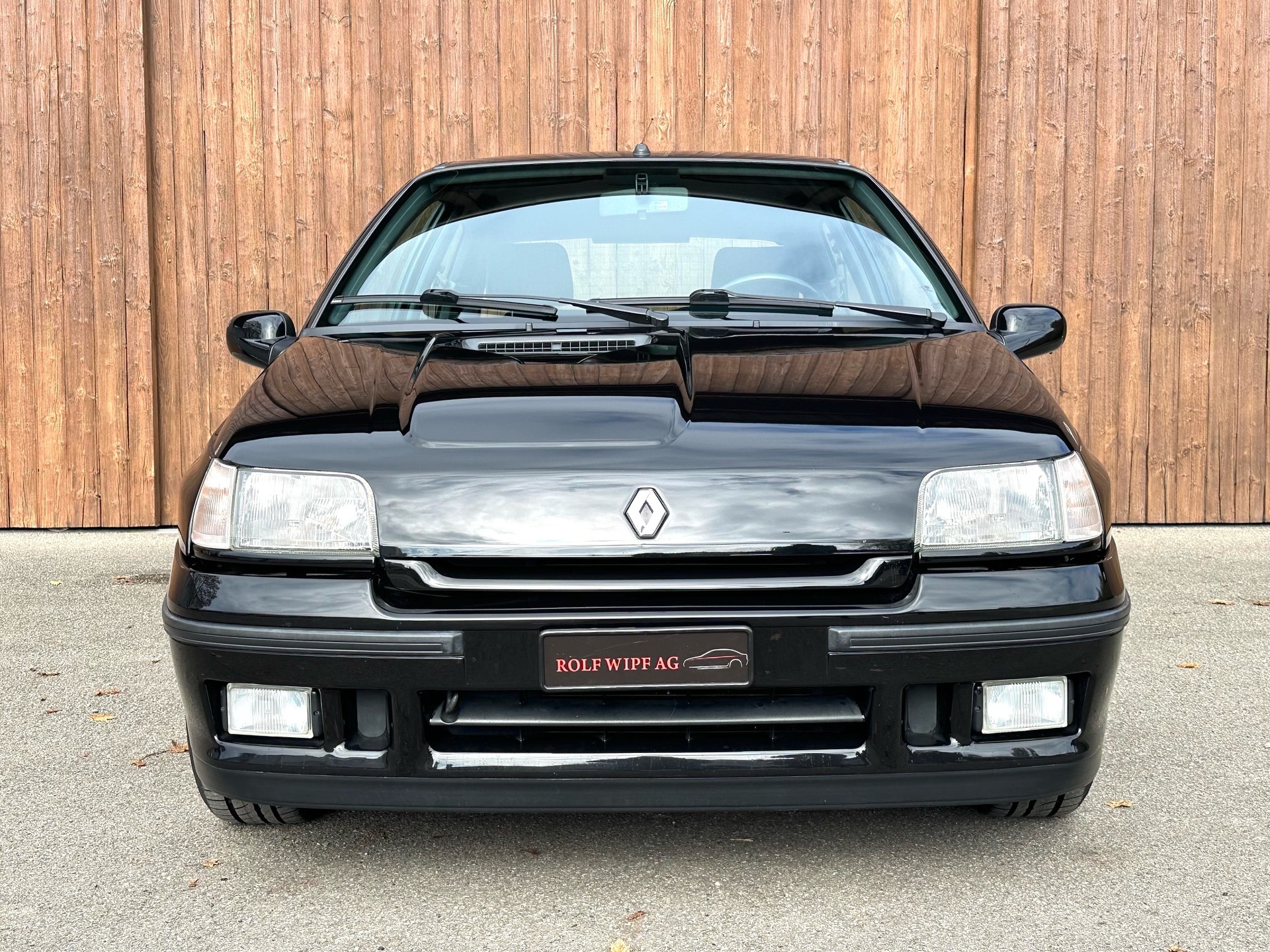 RENAULT Clio 1.8 16V-showroom-element-2