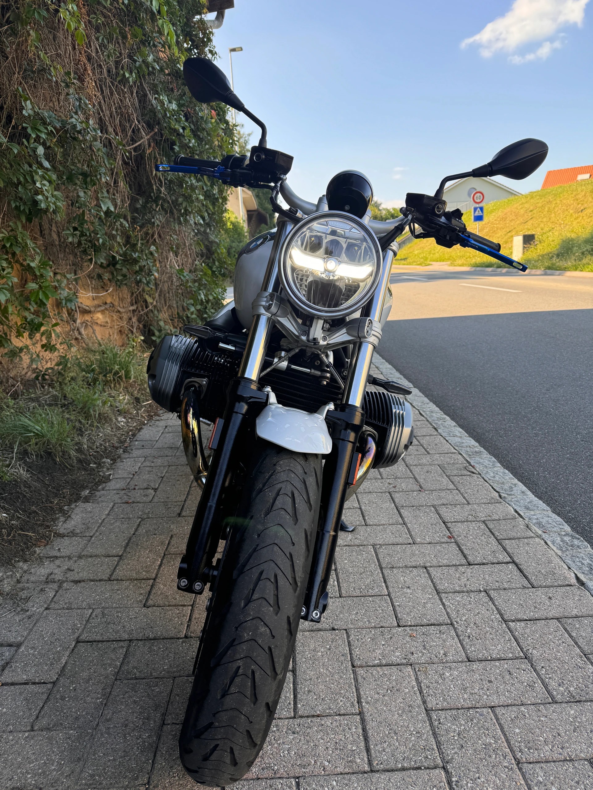 BMW R nineT Pure-image-4