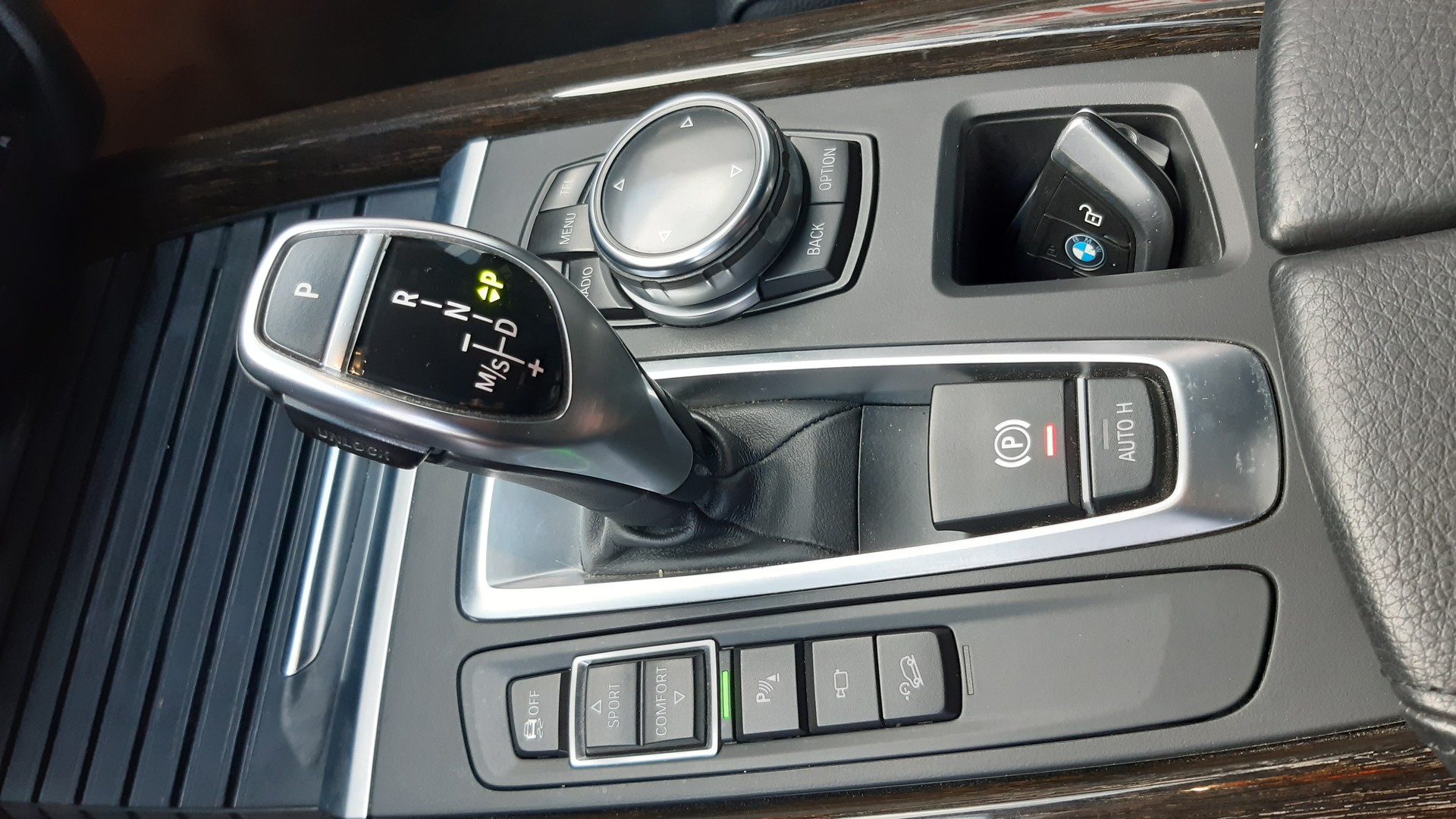 BMW X5 xDrive 30d Steptronic-image-10