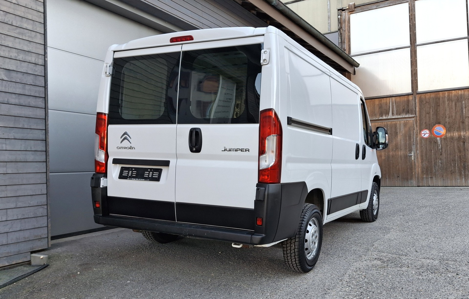 CITROEN Jumper 30 2.2 BlueHDi 120 Swiss Edition L1H1-image-5