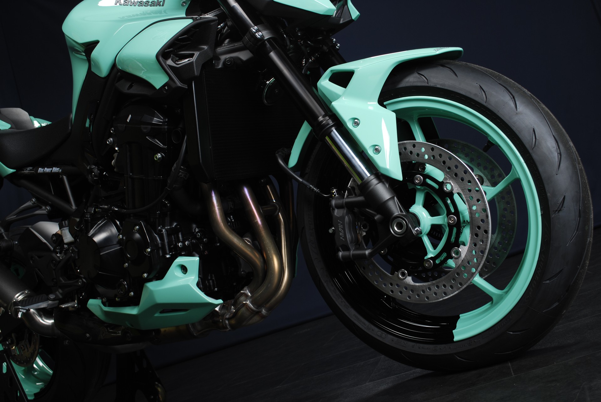 KAWASAKI Z 900 MY26 (91 kW) - Sonderumbau mint-showroom-element-3