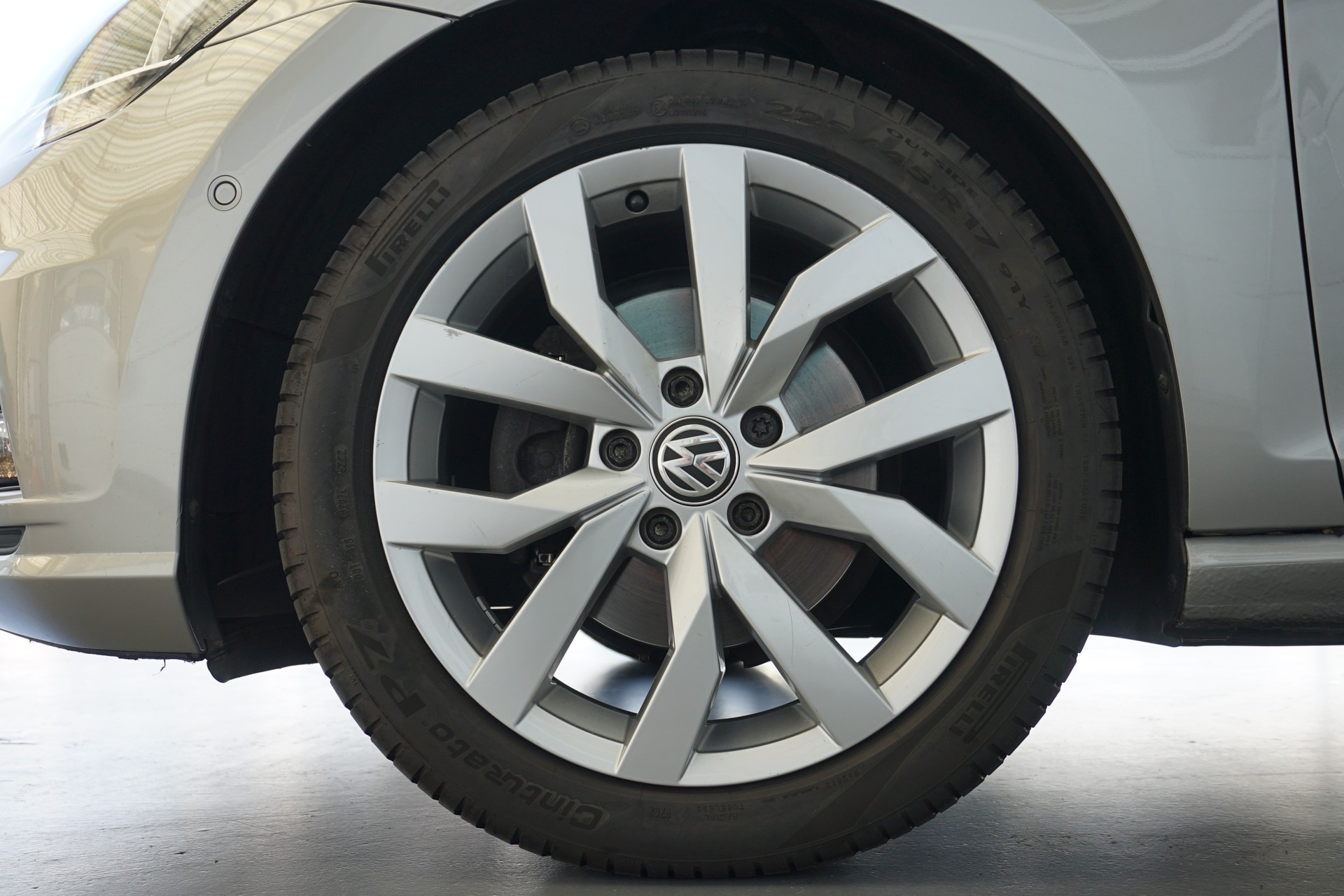 VW Golf 1.5 TSI EVO Comfort Variant 130PS DSG-Automat-image-10
