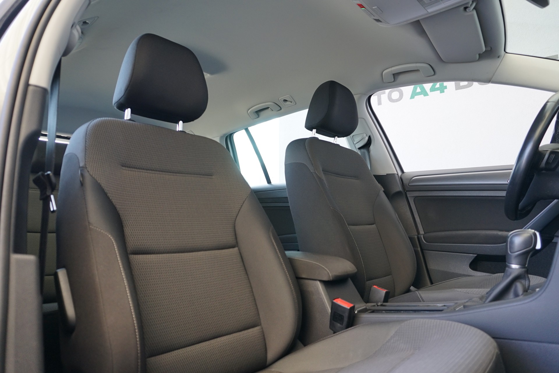 VW Golf 1.5 TSI EVO Comfort Variant 130PS DSG-Automat-image-20