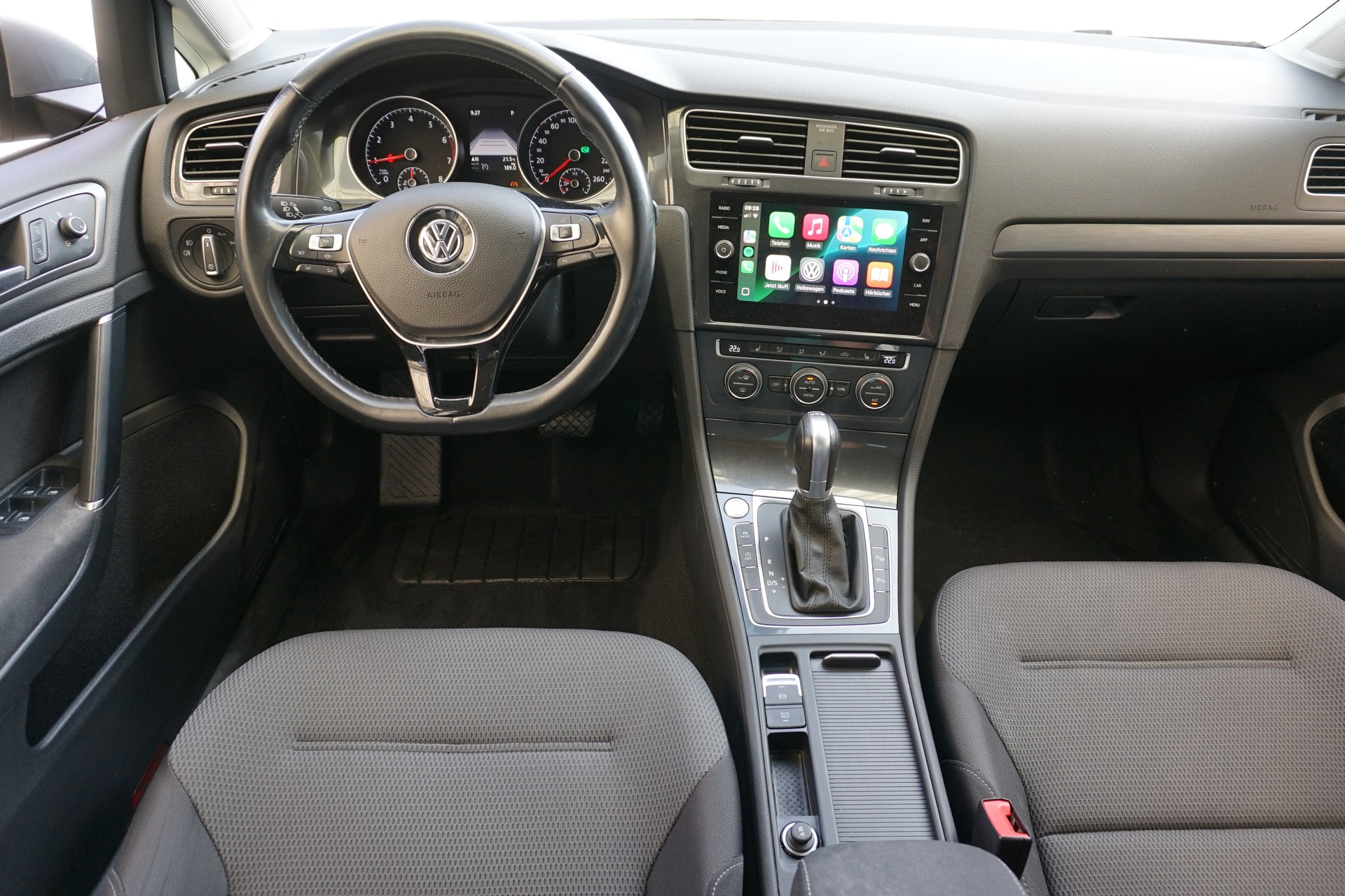 VW Golf 1.5 TSI EVO Comfort Variant 130PS DSG-Automat-image-12