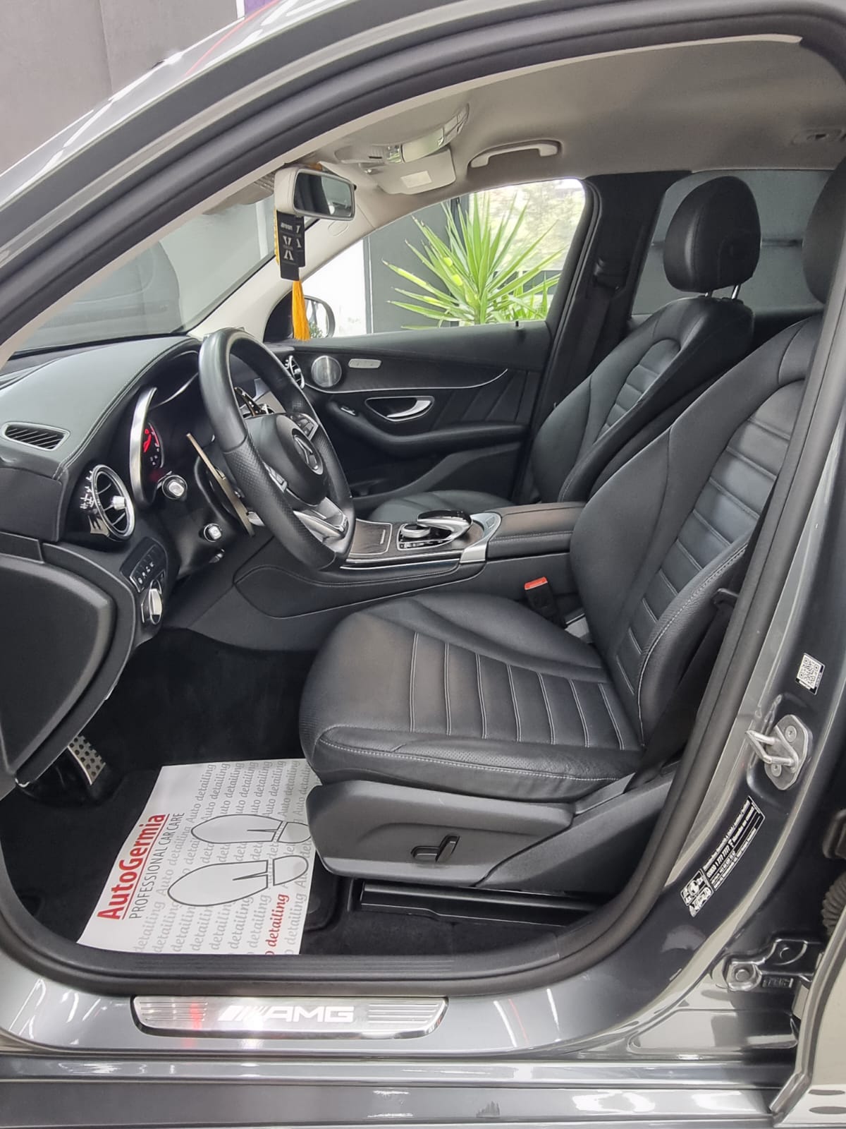 MERCEDES-BENZ GLC 43 AMG 4Matic 9G-Tronic-image-2