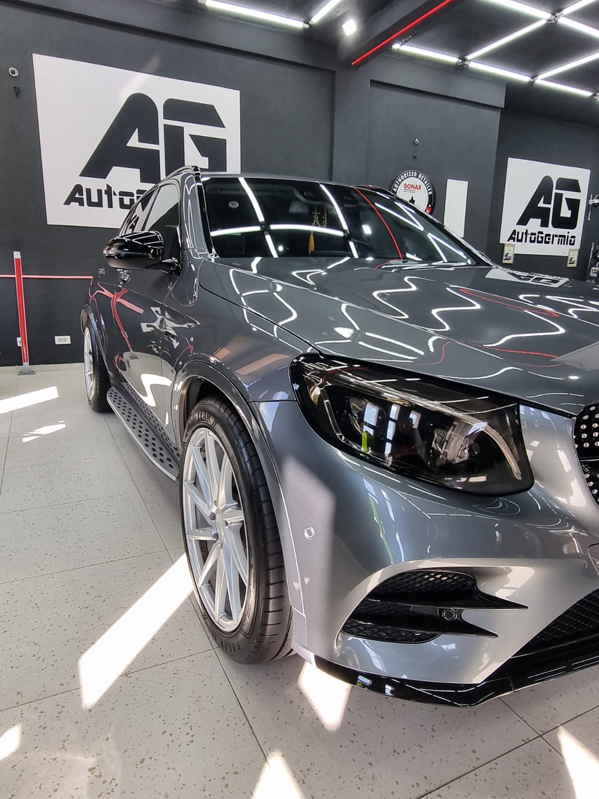 MERCEDES-BENZ GLC 43 AMG 4Matic 9G-Tronic-image-9