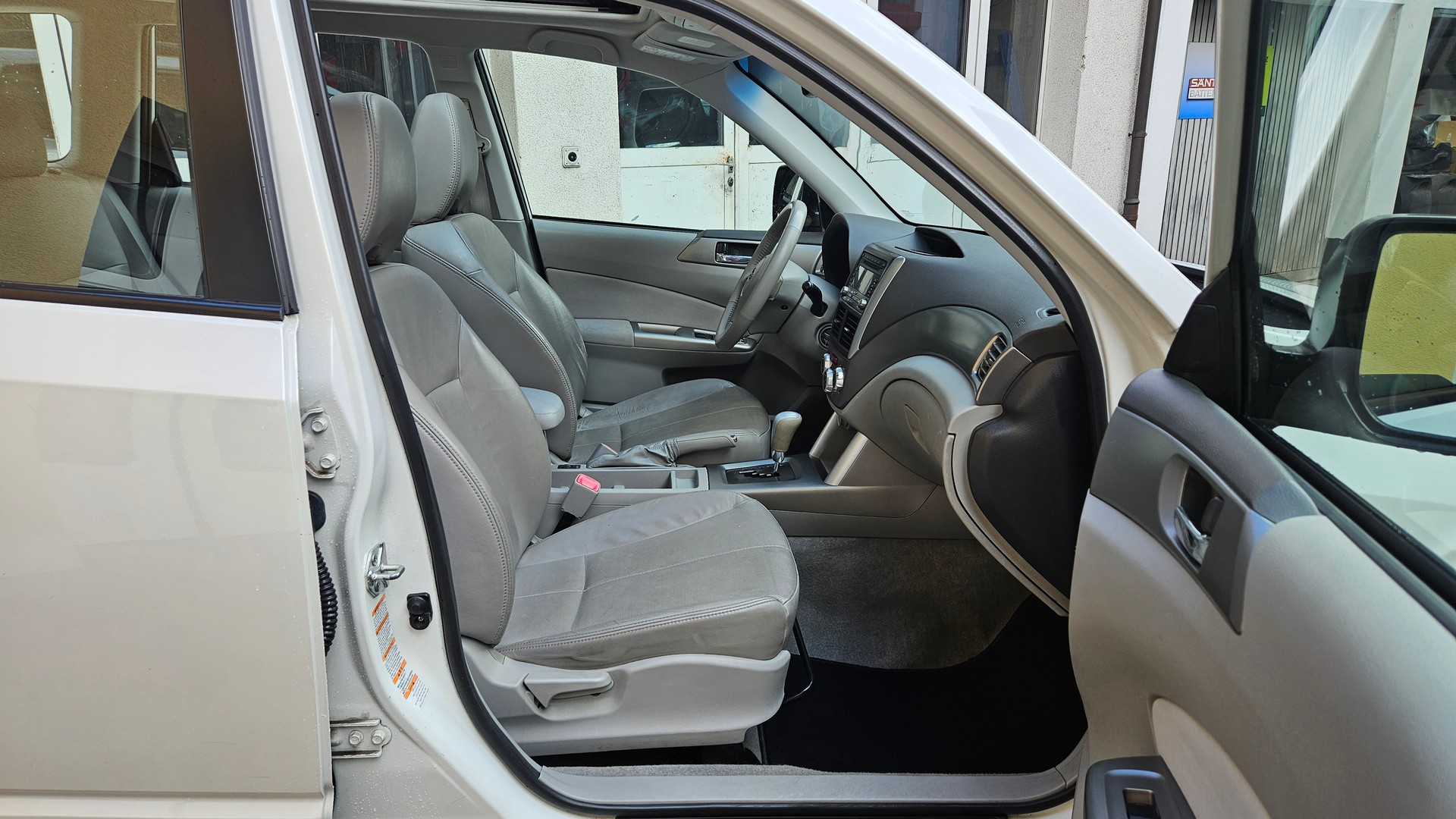 SUBARU Forester 2.0XS Limited-image-11