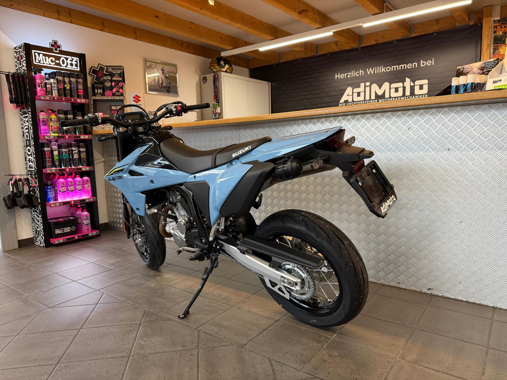 SUZUKI DR-Z 400-image-4
