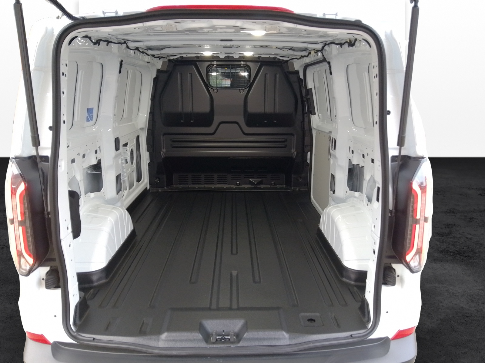 FORD E-Transit Custom Van 320 L1 Trend-image-13