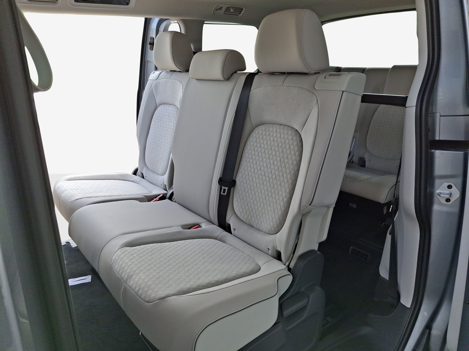VW ID.Buzz LWB Pro-image-11