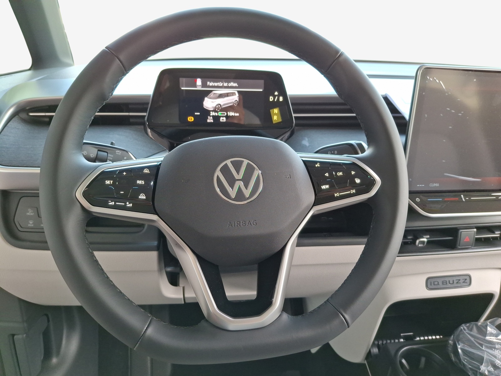 VW ID.Buzz LWB Pro-image-9