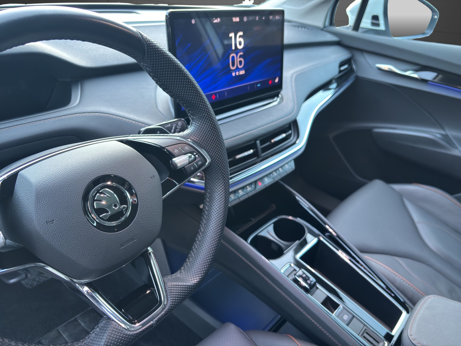 SKODA Enyaq iV 80x-image-3