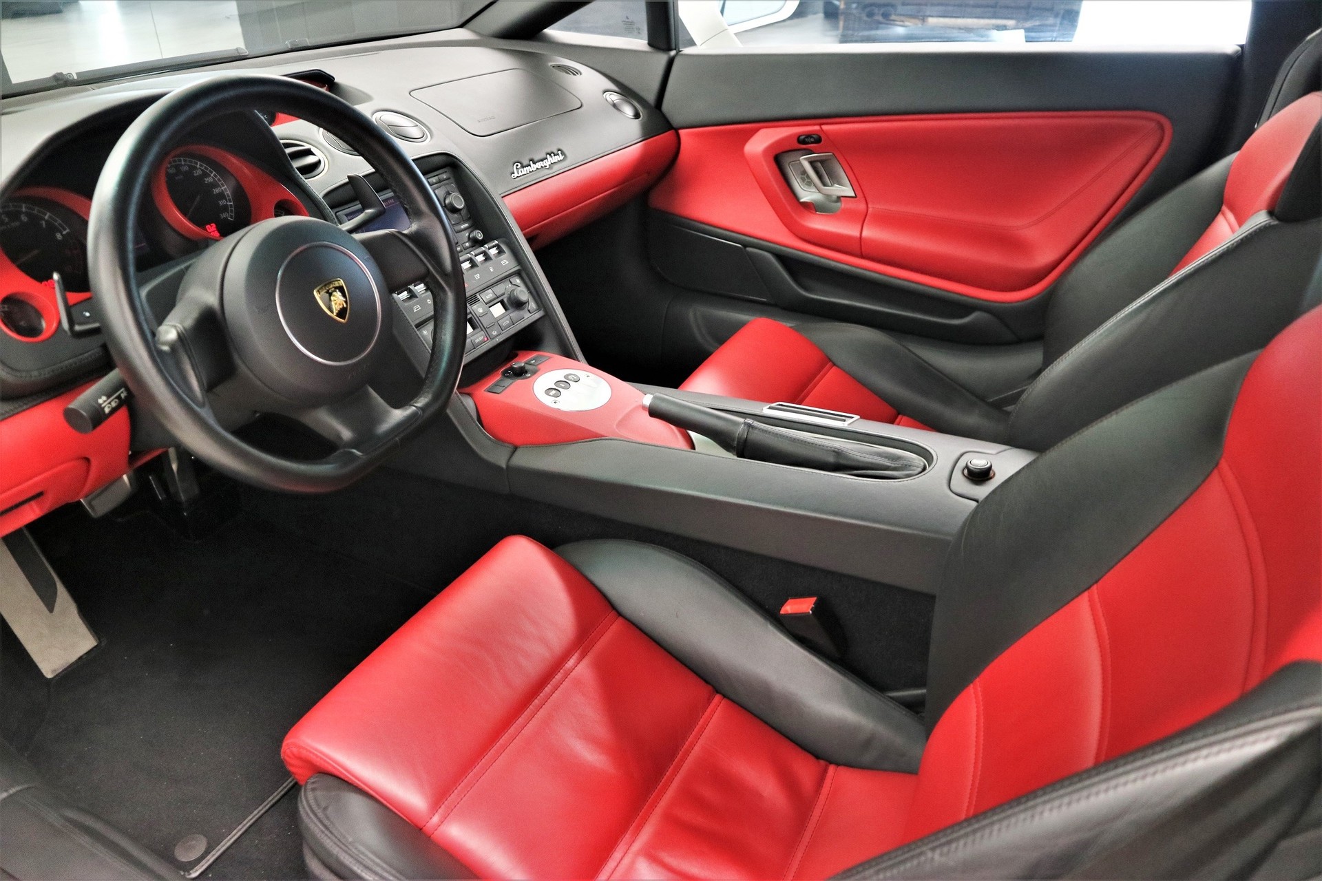LAMBORGHINI Gallardo 5.0 V10 Coupé-image-8