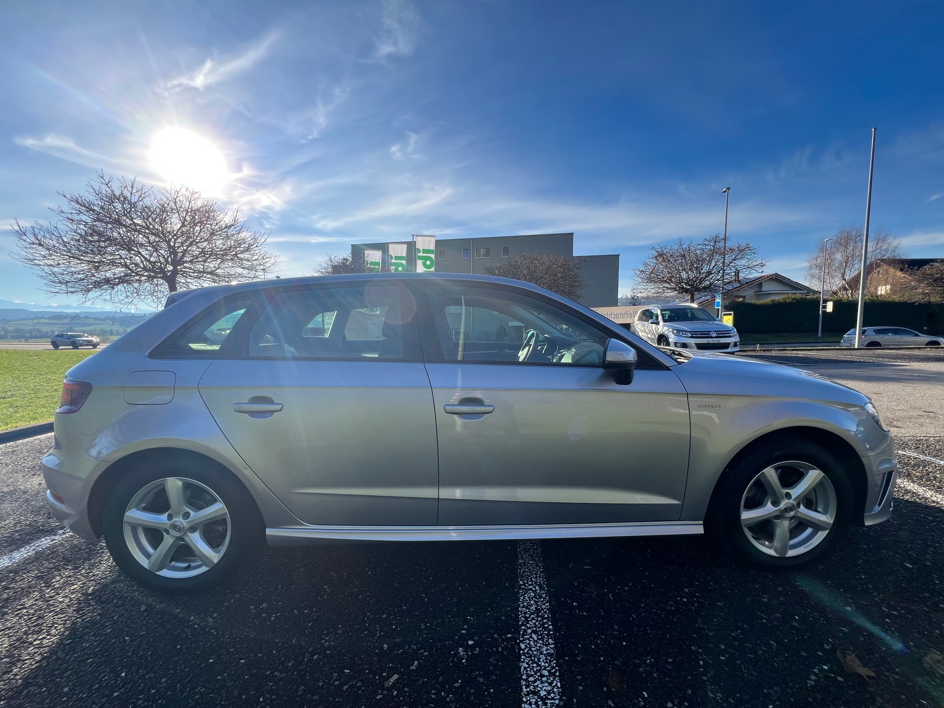 AUDI A3 Sportback 1.4 e-tron Ambition S-tronic-image-7