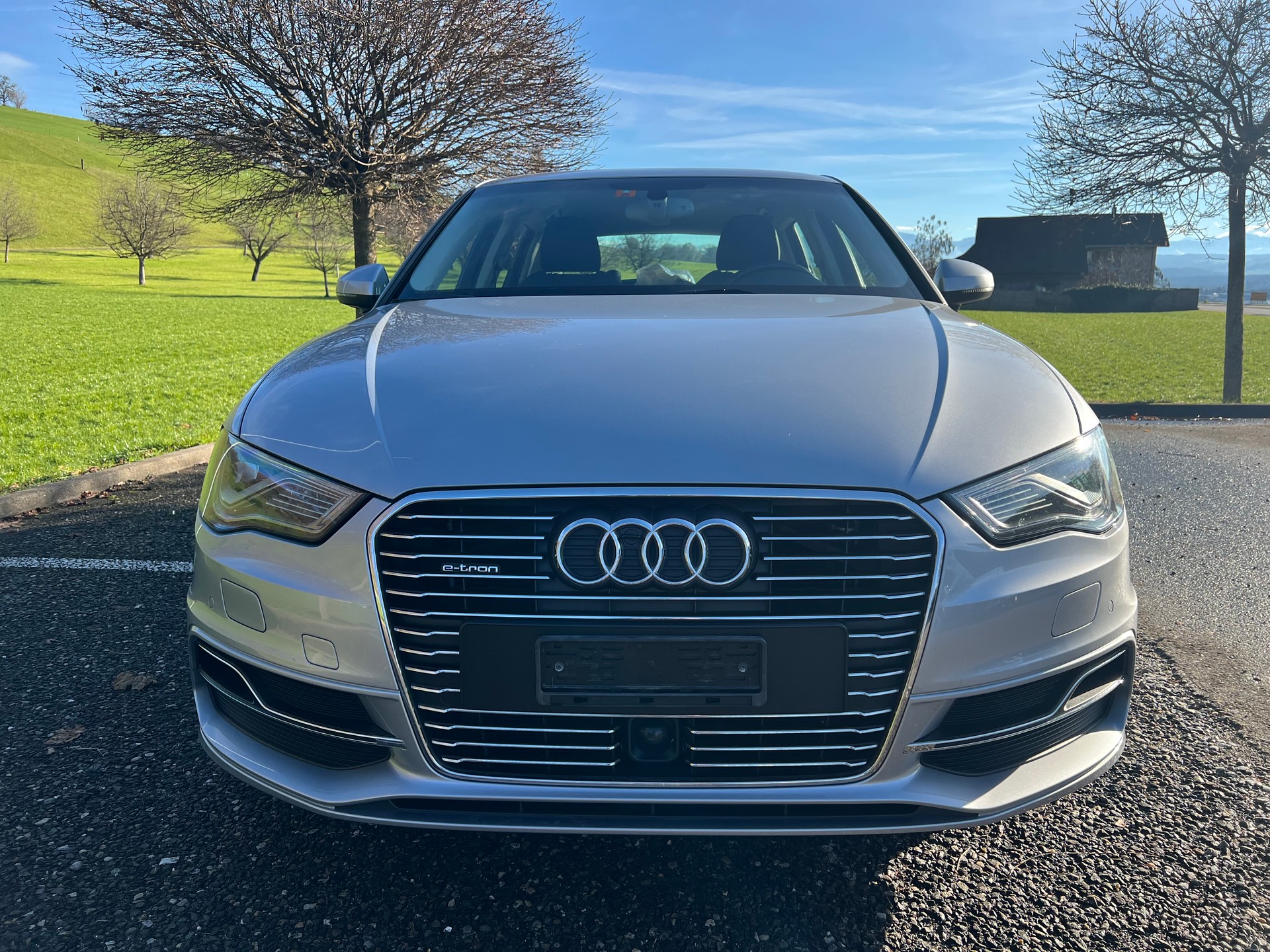 AUDI A3 Sportback 1.4 e-tron Ambition S-tronic-image-1
