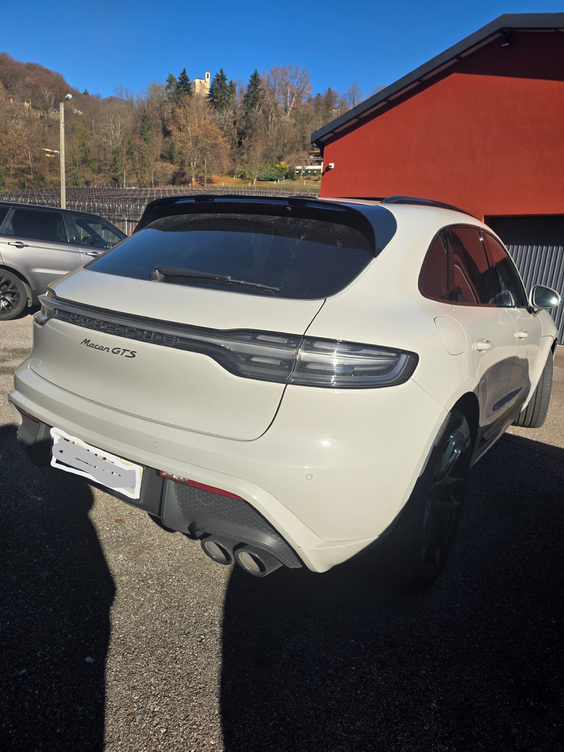 PORSCHE gts-image-2