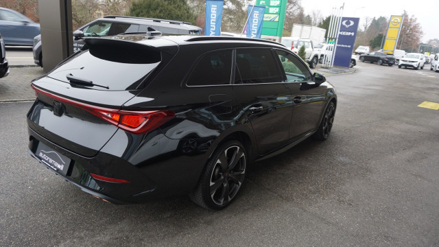 CUPRA LEON ST 1.4 e-HYBRID DSG-image-4