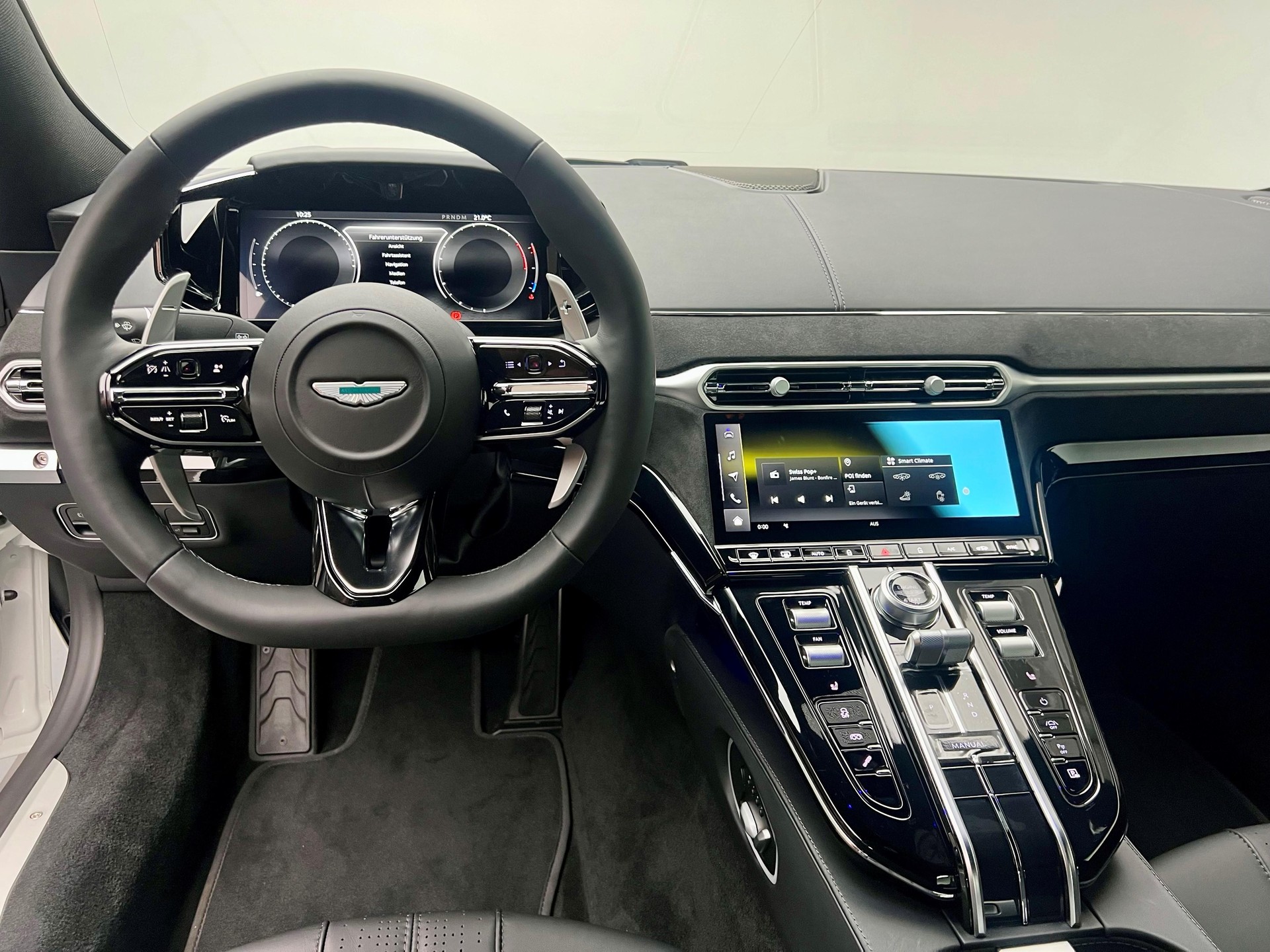ASTON MARTIN V8 Vantage Coupé 4.0 V8 Bi-Turbo-image-5