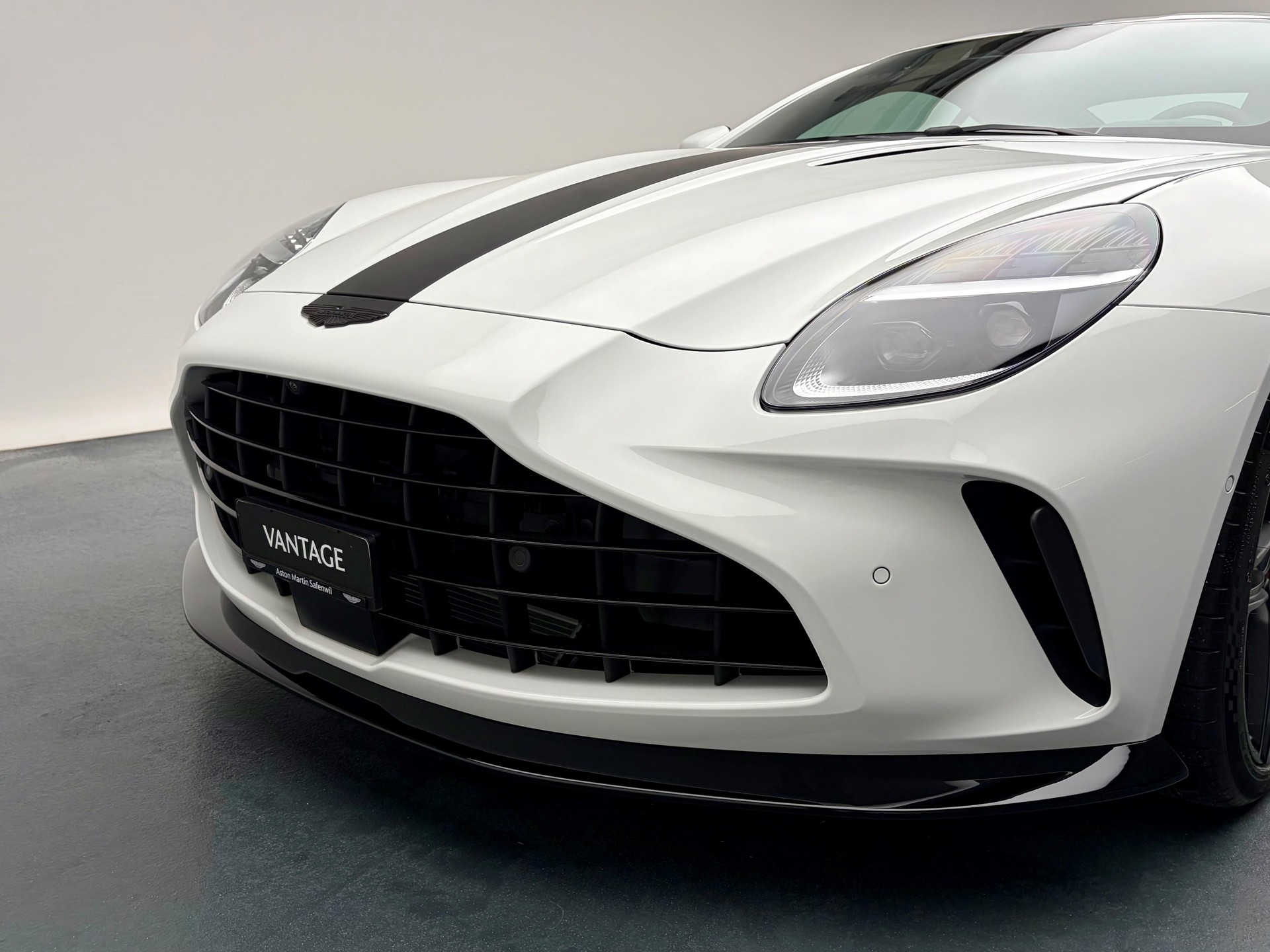 ASTON MARTIN V8 Vantage Coupé 4.0 V8 Bi-Turbo-image-16