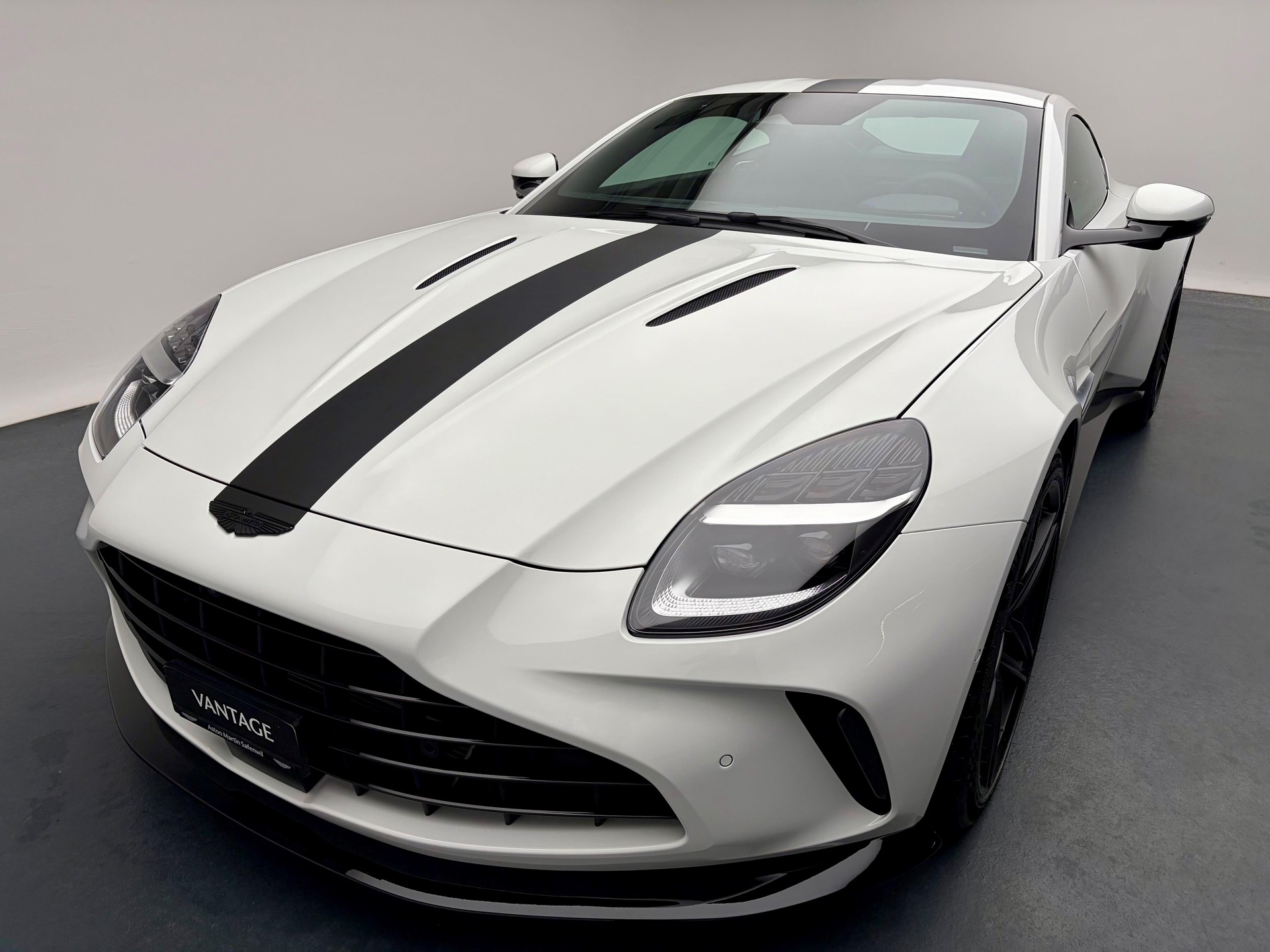 ASTON MARTIN V8 Vantage Coupé 4.0 V8 Bi-Turbo-image-15