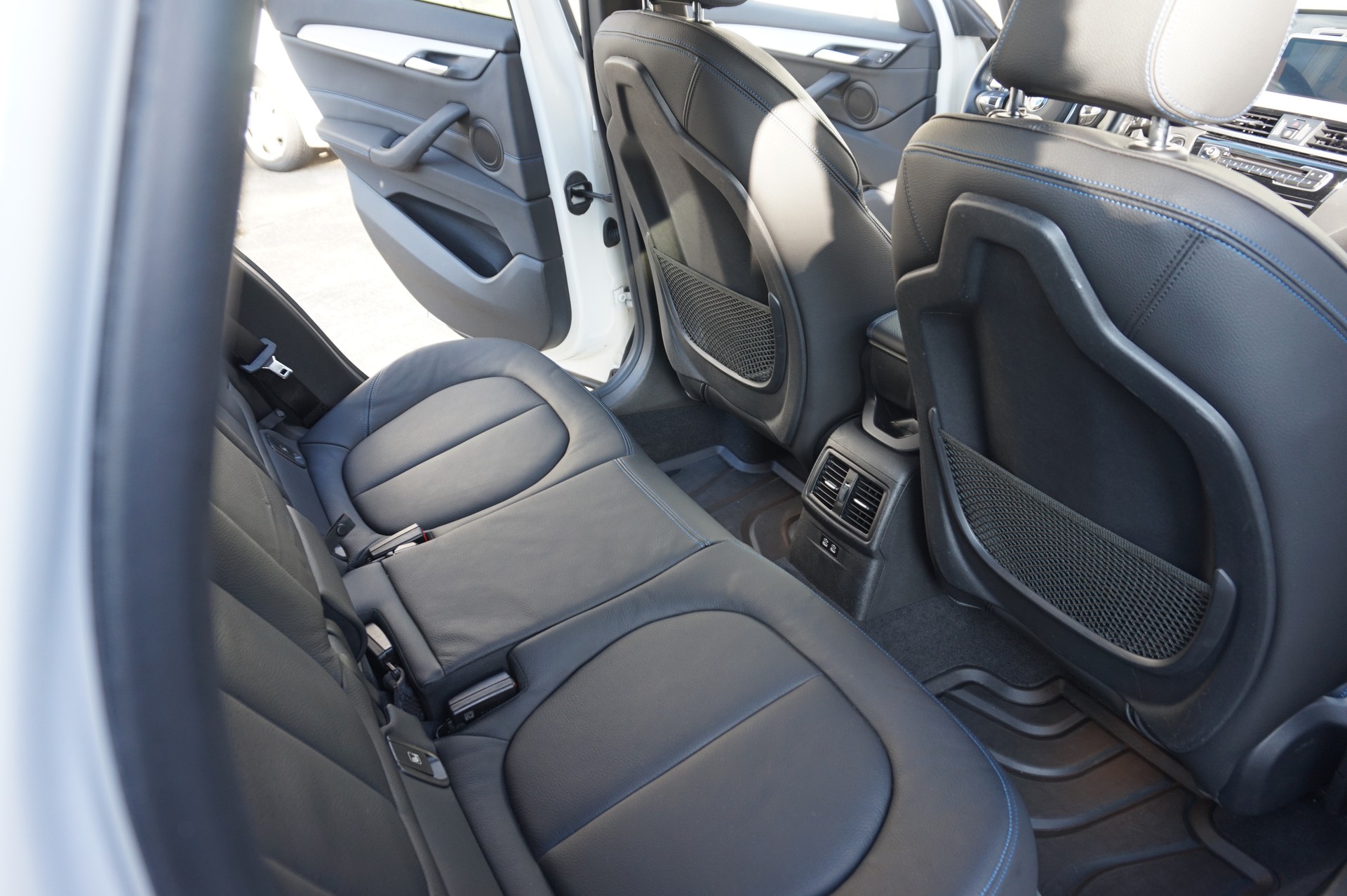 BMW X1 xDrive 20d M Sport Steptronic-image-11