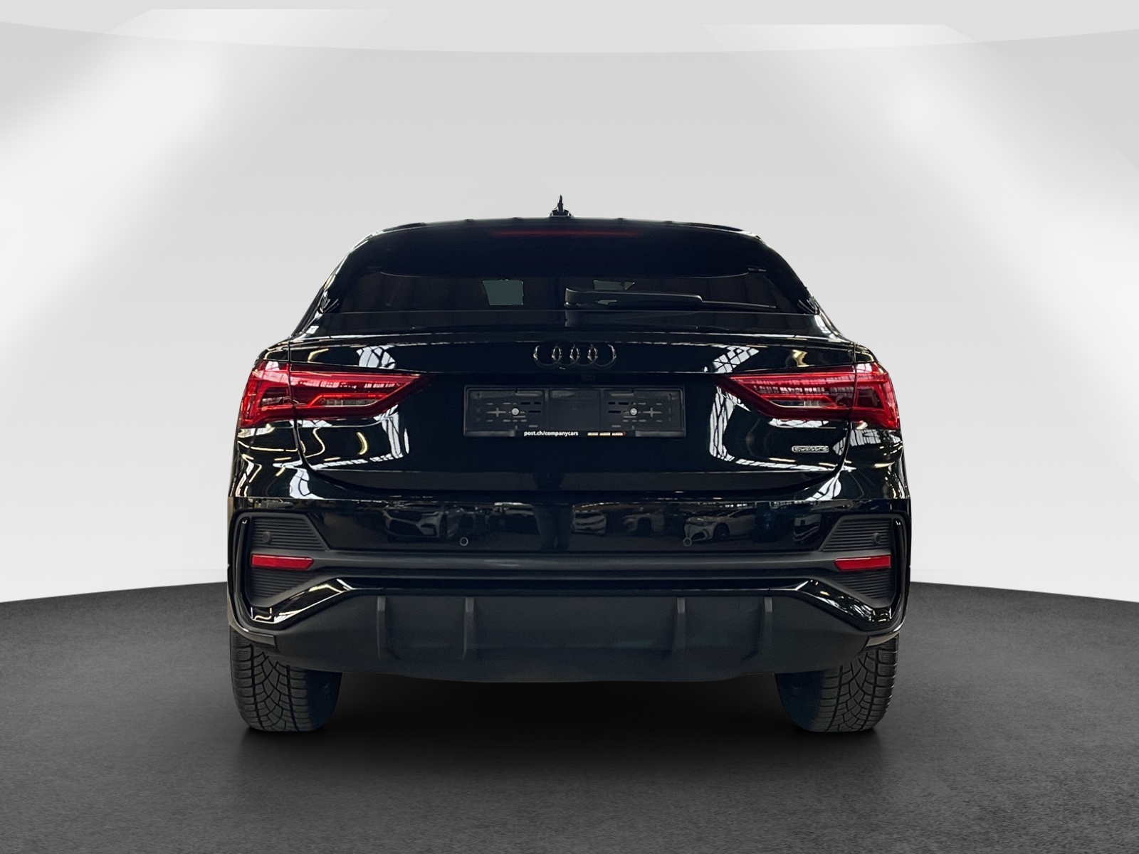 AUDI Q3 Sportback 40 TDI S line quattro-image-4
