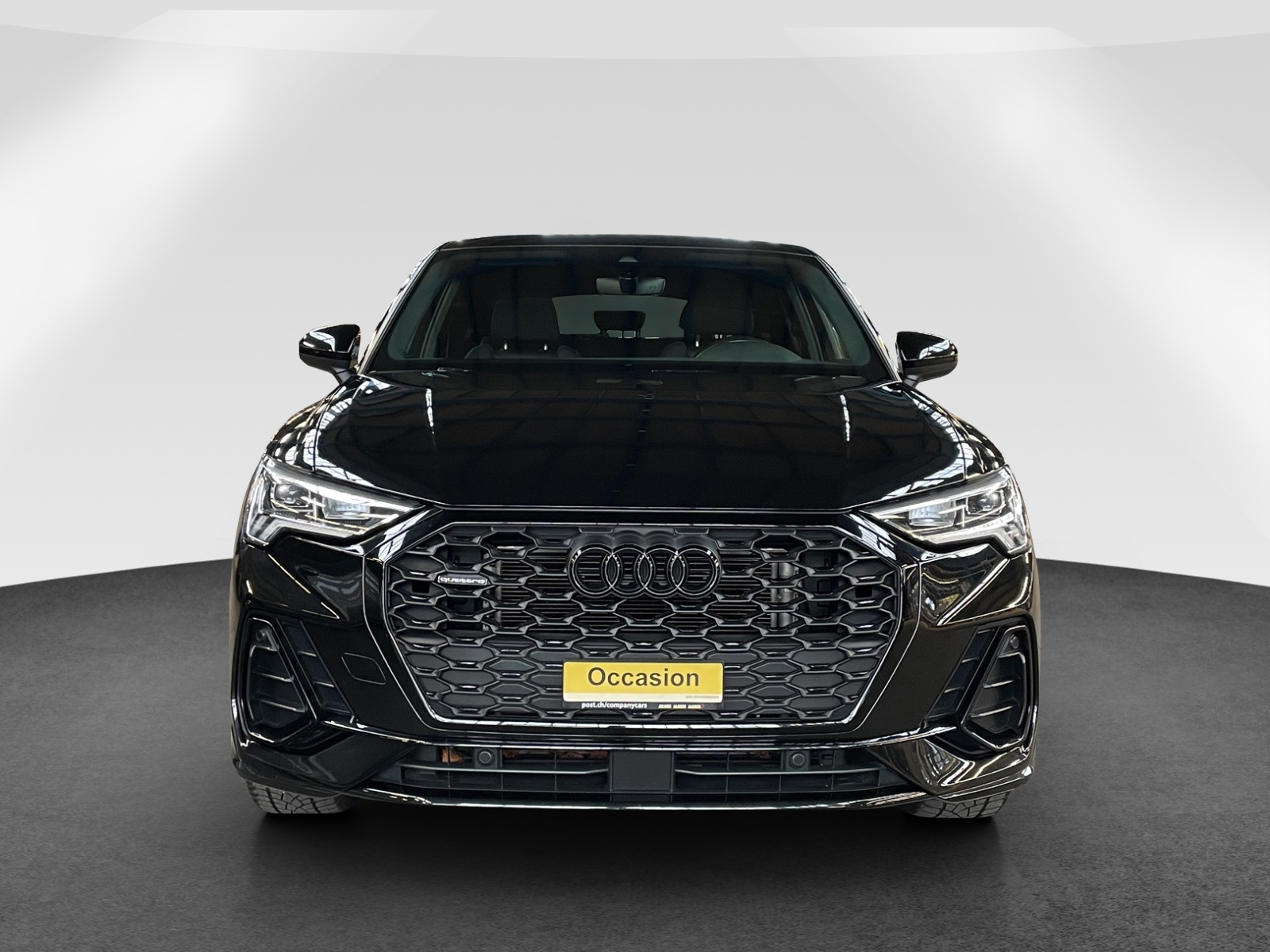 AUDI Q3 Sportback 40 TDI S line quattro-showroom-element-1