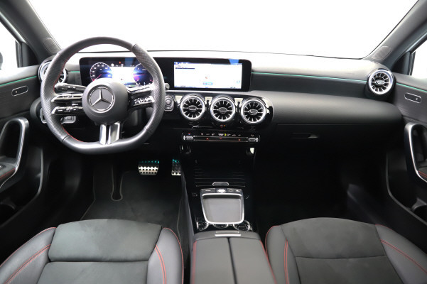 Image MERCEDES-BENZ A-200 A 200 d 8G-DCT