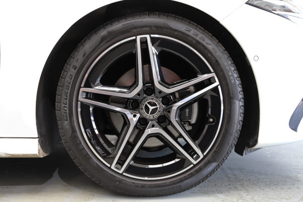 Image MERCEDES-BENZ A-200 A 200 d 8G-DCT