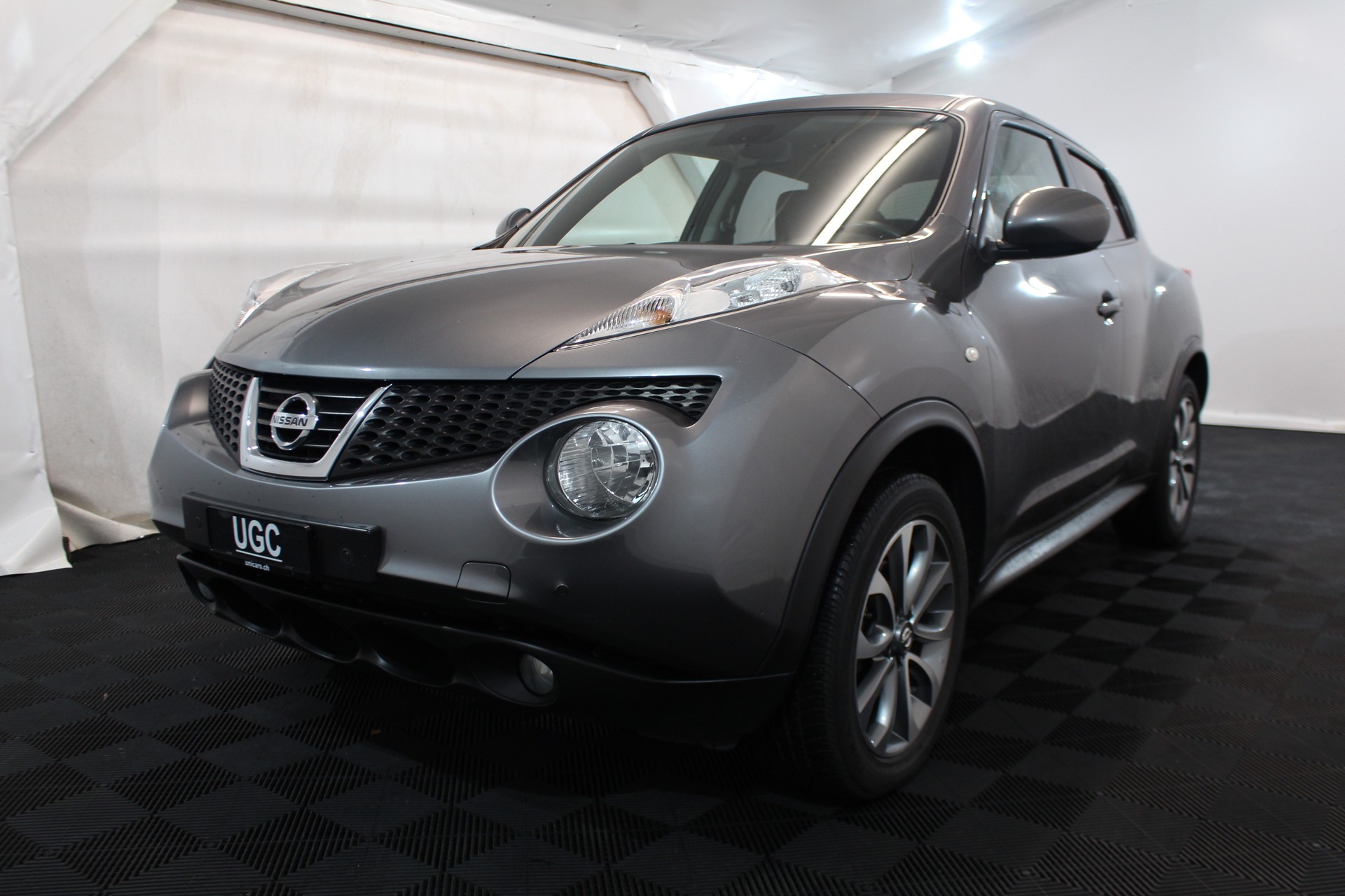NISSAN Juke 1.6 DIG-T Tekna 4x4-image-2