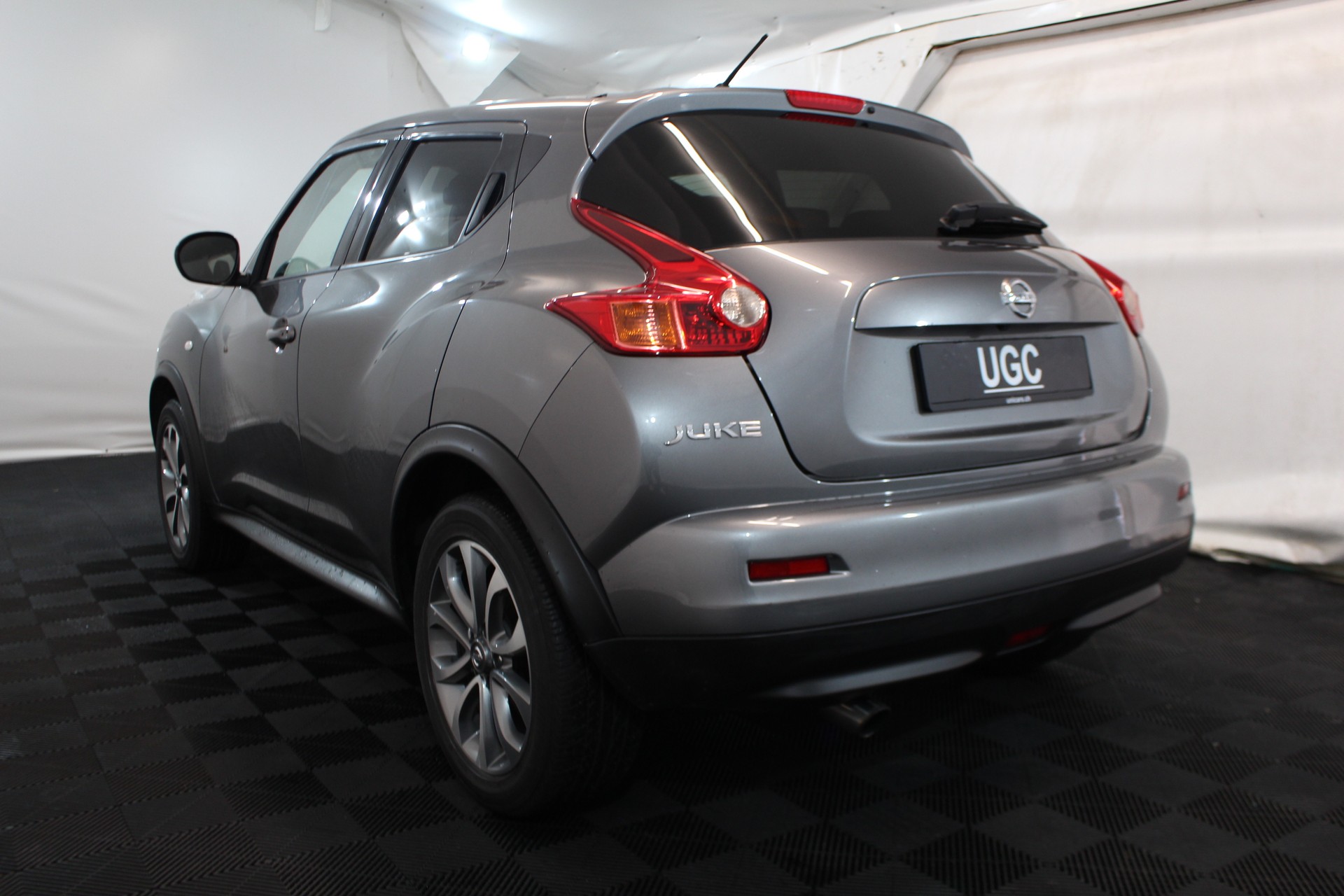 NISSAN Juke 1.6 DIG-T Tekna 4x4-image-3